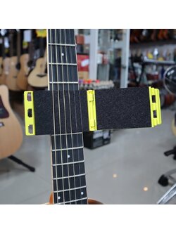 แปรงขัดสายกีต้าร์ ที่ทำความสะอาดสาย ที่ขัดสายกีต้าร์