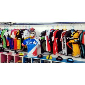 อุปกรณ์แต่งกายนักปั่นจักรยาน