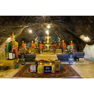 หลวงพ่อจ้อย เขมิโย (วัดถ้ำมังกรทอง จ.กาญจนบุรี)