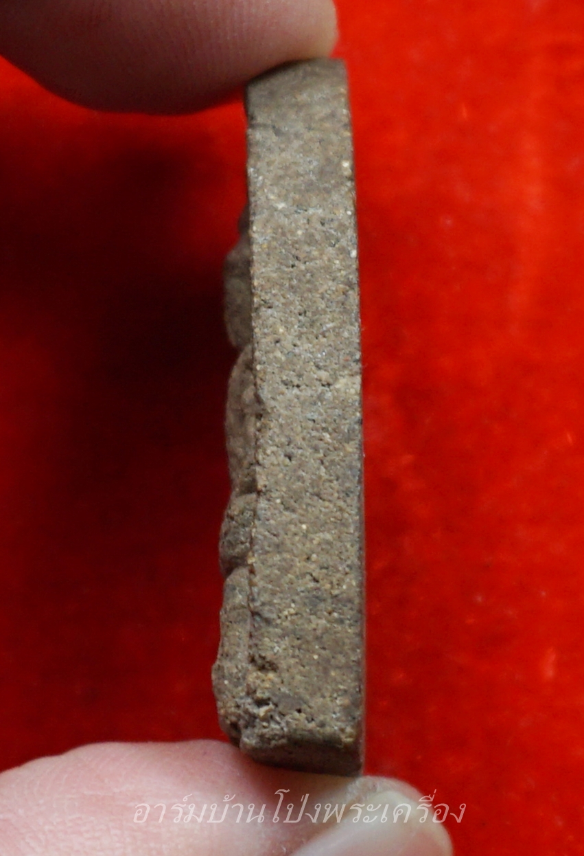 พระแก้วมรกต วัดบ้านโป่ง พิธียิ่งใหญ่ที่สุด เนื้อว่าน ปี๒๕๐๙ มวลสารดี พิธีดีมาก เกจิดังร่วมเสกมากที่สุด พิมพ์ใหญ่(องค์ที่8)