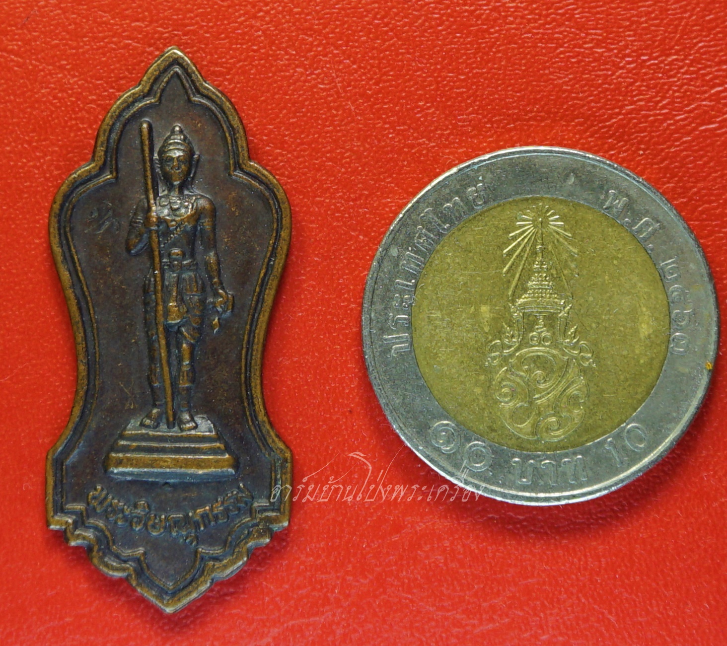 พระวิษณุกรรม วิทยาลัยเทคนิคนครสวรรค์ ที่ระลึก๕๓ปี ช่างยนต์ เนื้อทองแดงรมดำ ด้านหน้าตอกโค๊ต(องค์ที่1)