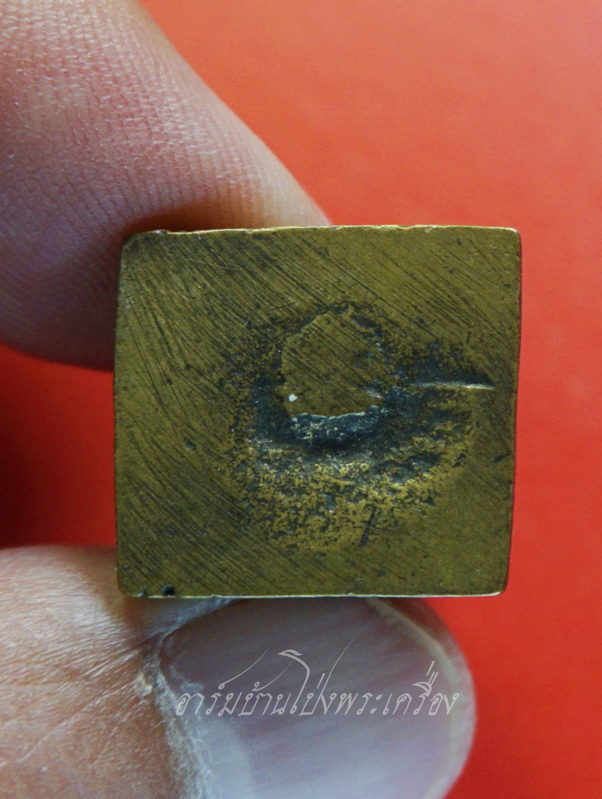 รูปหล่อพระวิษณุ เทพแห่งศิลปะการช่าง ประทับนั่ง ถือดอกบัว เนื้อทองเหลือง(องค์ที่2)