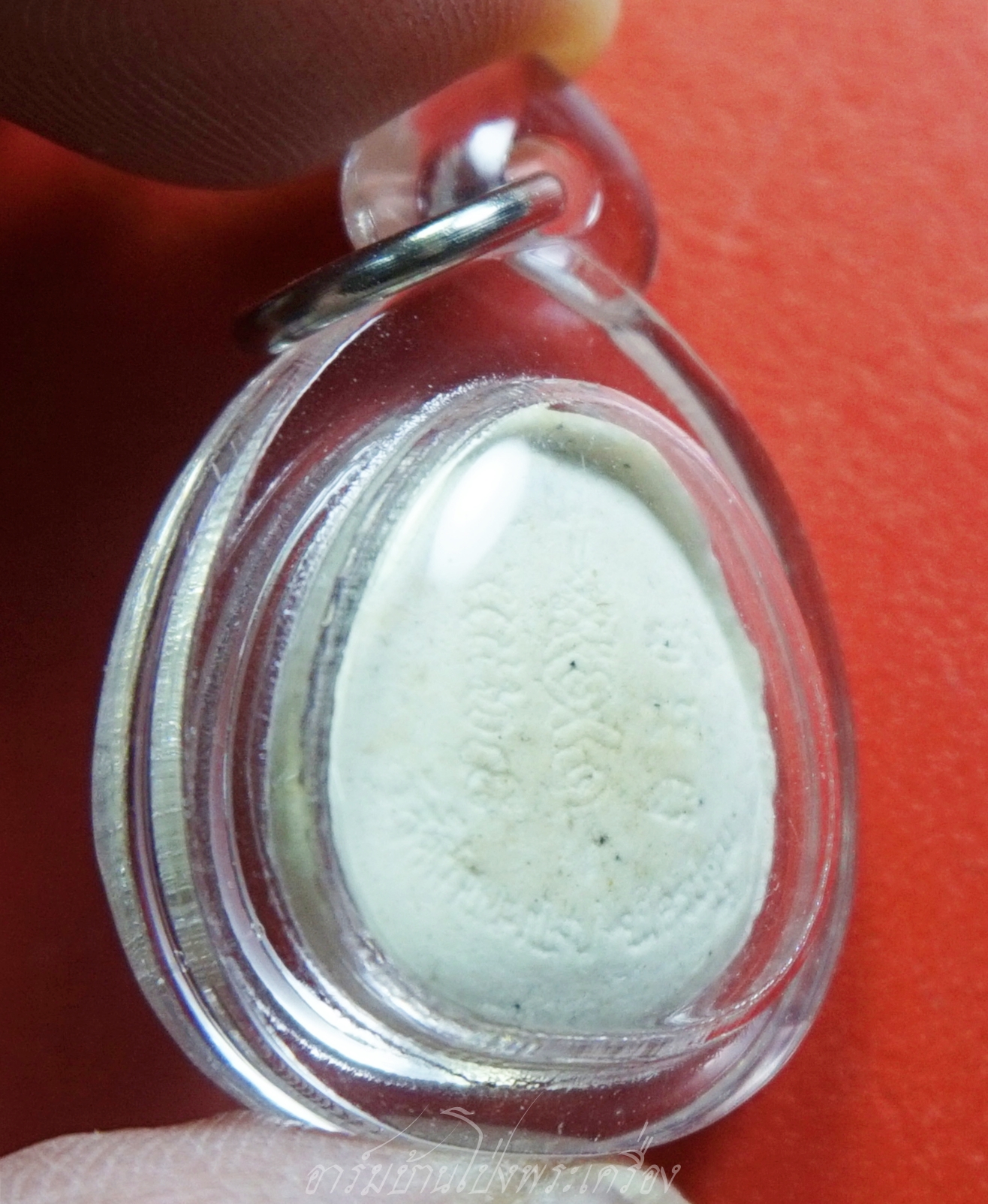 หลวงปู่แผ้ว วัดกำแพงแสน พระผงปิดตาจิ๋ว ออกงานปิดทอง ปี๒๕๕๐ เนื้อผงสีขาว ฝังตะกรุด(องค์ที่4)