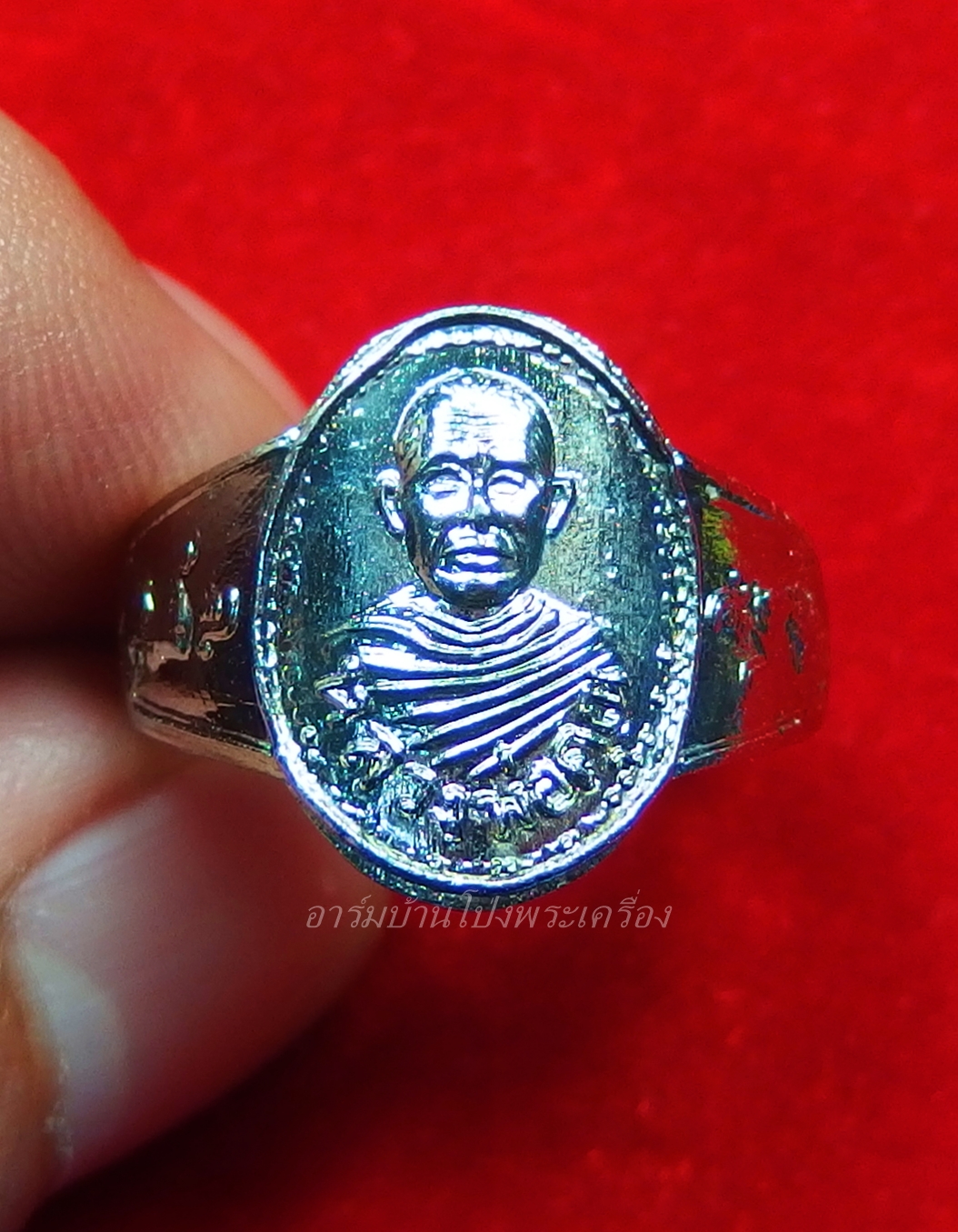 หลวงพ่อคูณ วัดจอมบึง แหวนนางกวัก(วงที่3)