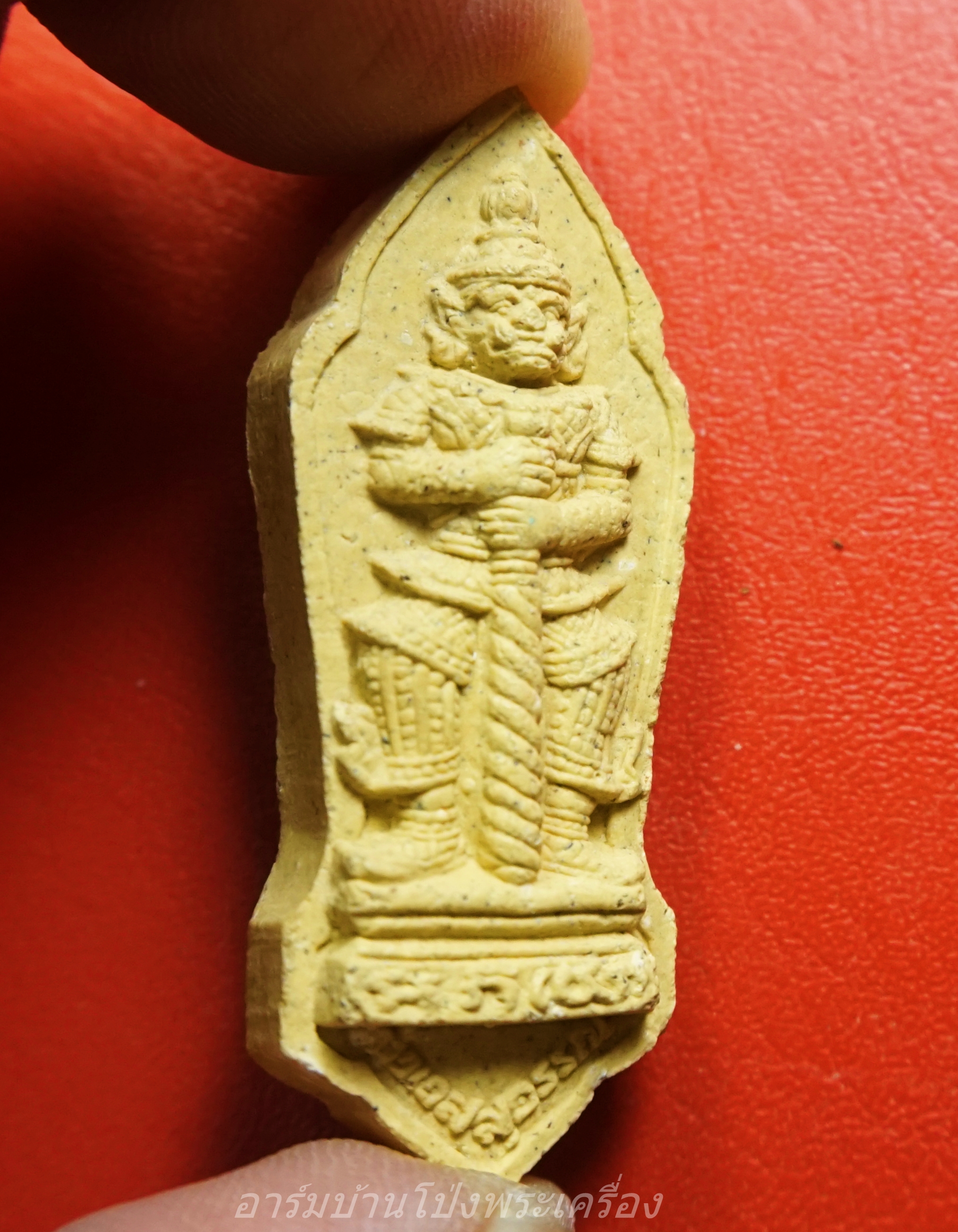 ท้าวเวสสุวรรณเนื้อผง วัดล่าง อ.บางปะกง จ.ฉะเชิงเทรา เนื้อผง สีครีม(องค์ที่1)