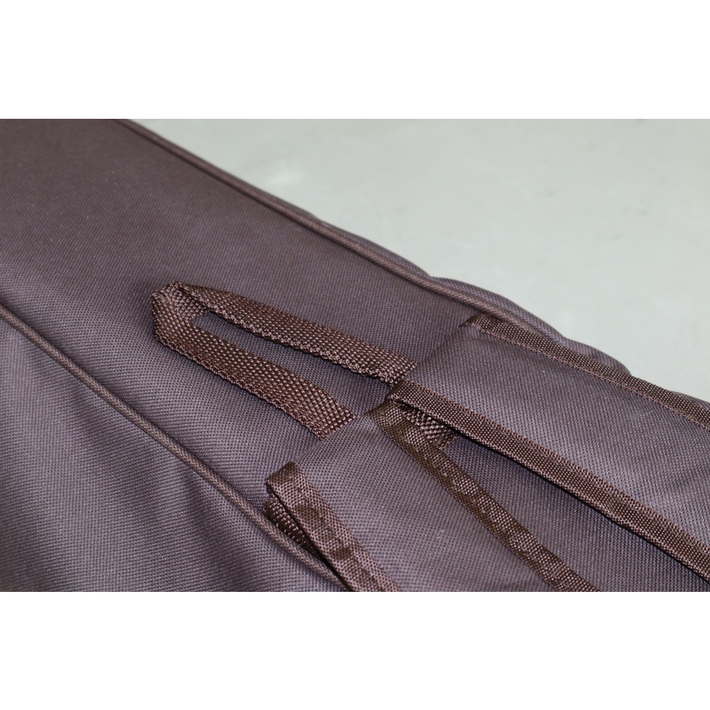 กระเป๋ากีต้าร์โปร่ง Takavood 41" ใส่กีต้าร์ได้ถึงขนาด 41 นิ้ว บุฟองน้ำหนา เนื้อผ้าอย่างดี มีช่องเก็บอุปกรณ์