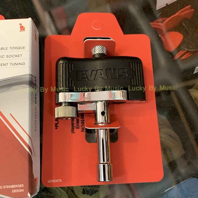 กุุญแจกลอง EVANS Torque Key ช่วยให้ทุกหลักตึงเท่ากัน จูนเสียงง่ายขึ้น มีแม่เหล็กช่วยยึด ช่วยให้ตั้งได้ง่าย