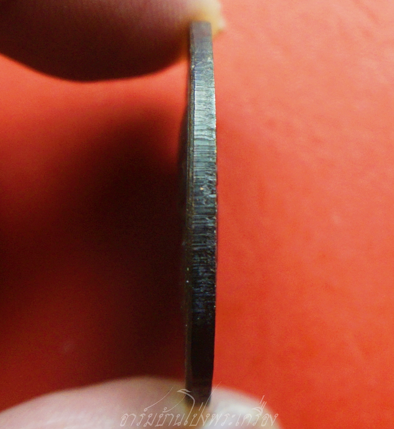 หลวงพ่อแพ วัดพิกุลทอง จ.สิงห์บุรี เนื้อทองแดงรมดำ(องค์ที่1)