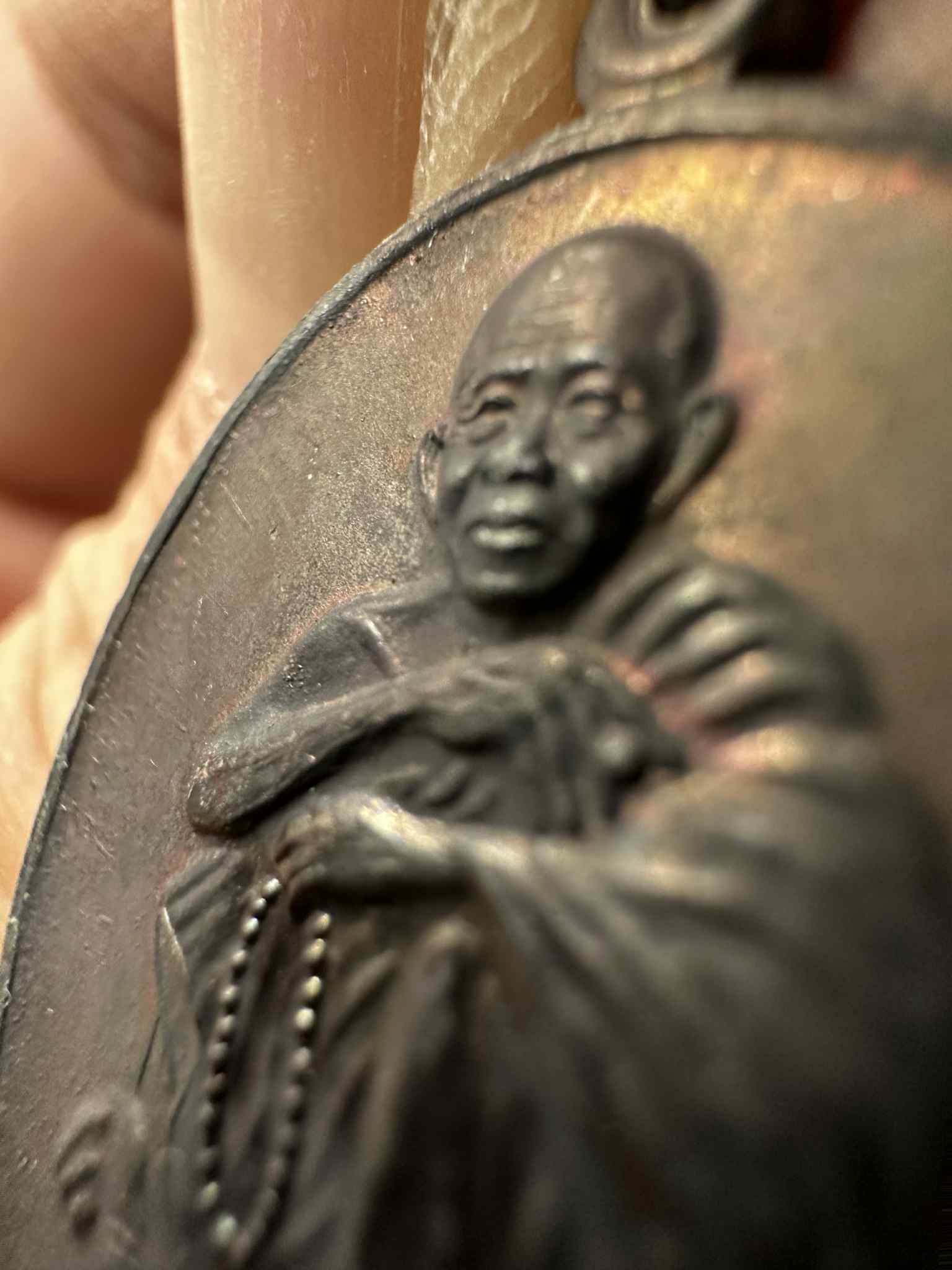 1.เหรียญทองแดง หลวงพ่อคูณงานที่ระลึกบรรจุพระบรมสารีริกธาตุ ปี 38