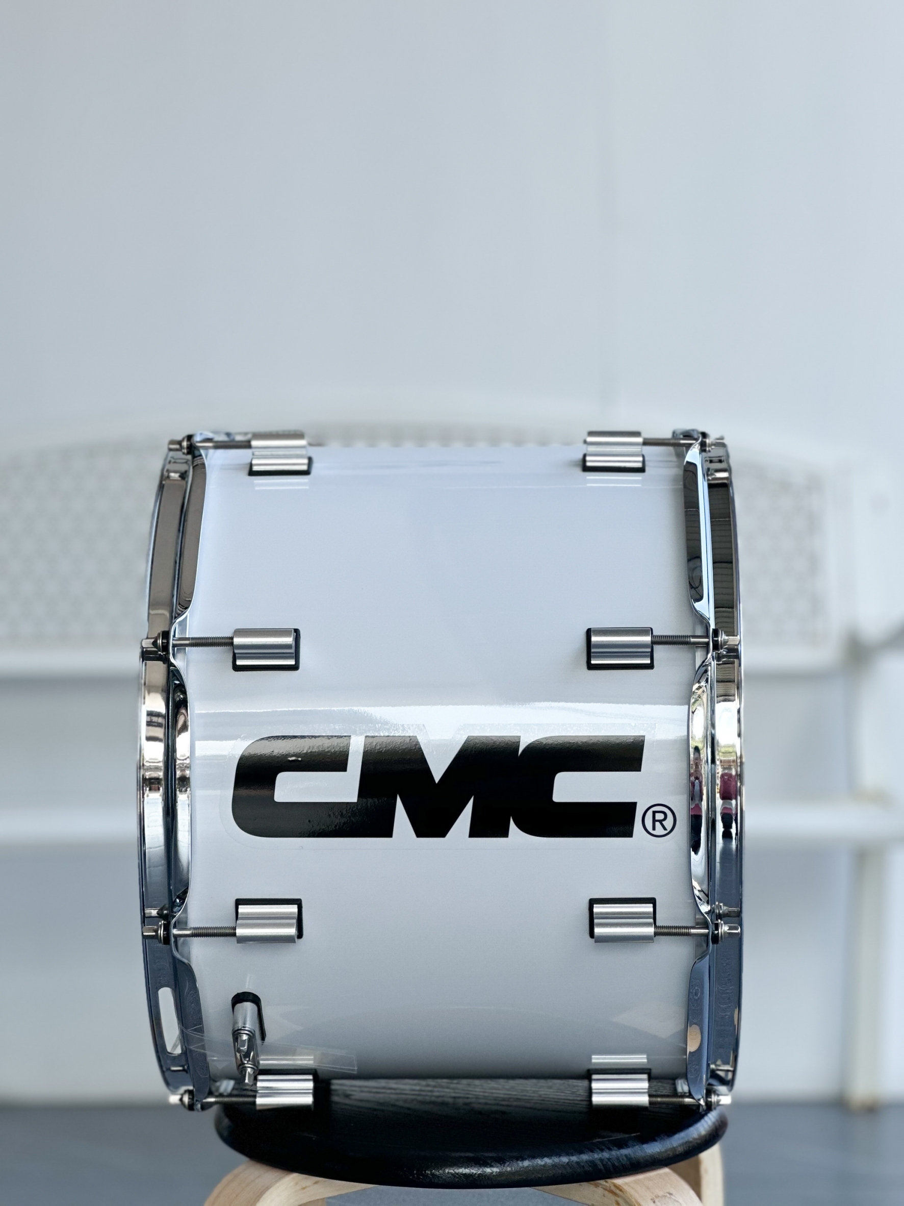 กลองสแนร์พาเหรด CMC CM303 8 หลัก , CM302 6 หลัก ขนาด 14 นิ้ว งานขอบชุบโครเมี่ยม กลองมาร์ชชิ่ง พร้อม สายสะพายผ้า/ไม้กลอง