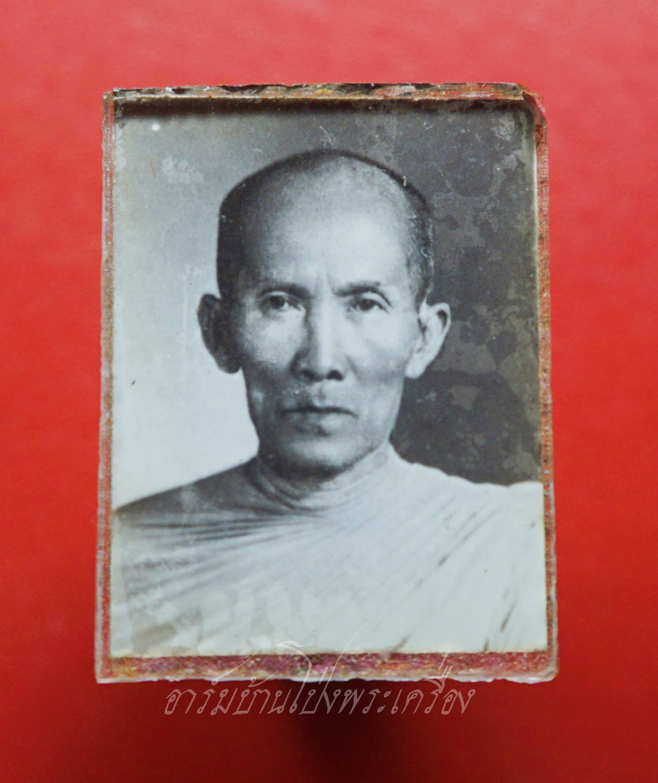 หลวงพ่อเกลี้ยง วัดเฉลิมอาสน์ รูปถ่ายอัดกระจก ปี๒๔๙๙(องค์ที่1)