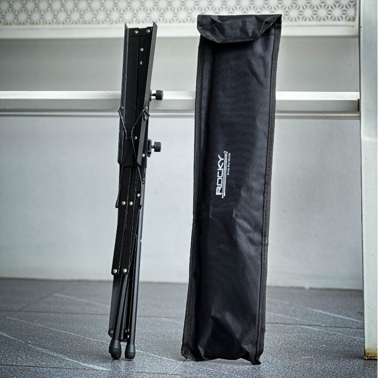 ขาตั้งวางโน้ต Rocky พร้อม กระเป๋าใส่ขาตั้ง สแตนโน็ต สแตนโน๊ต( ขาตั้งโน๊ตเพลง , ขาตั้งโน้ต , music stand )