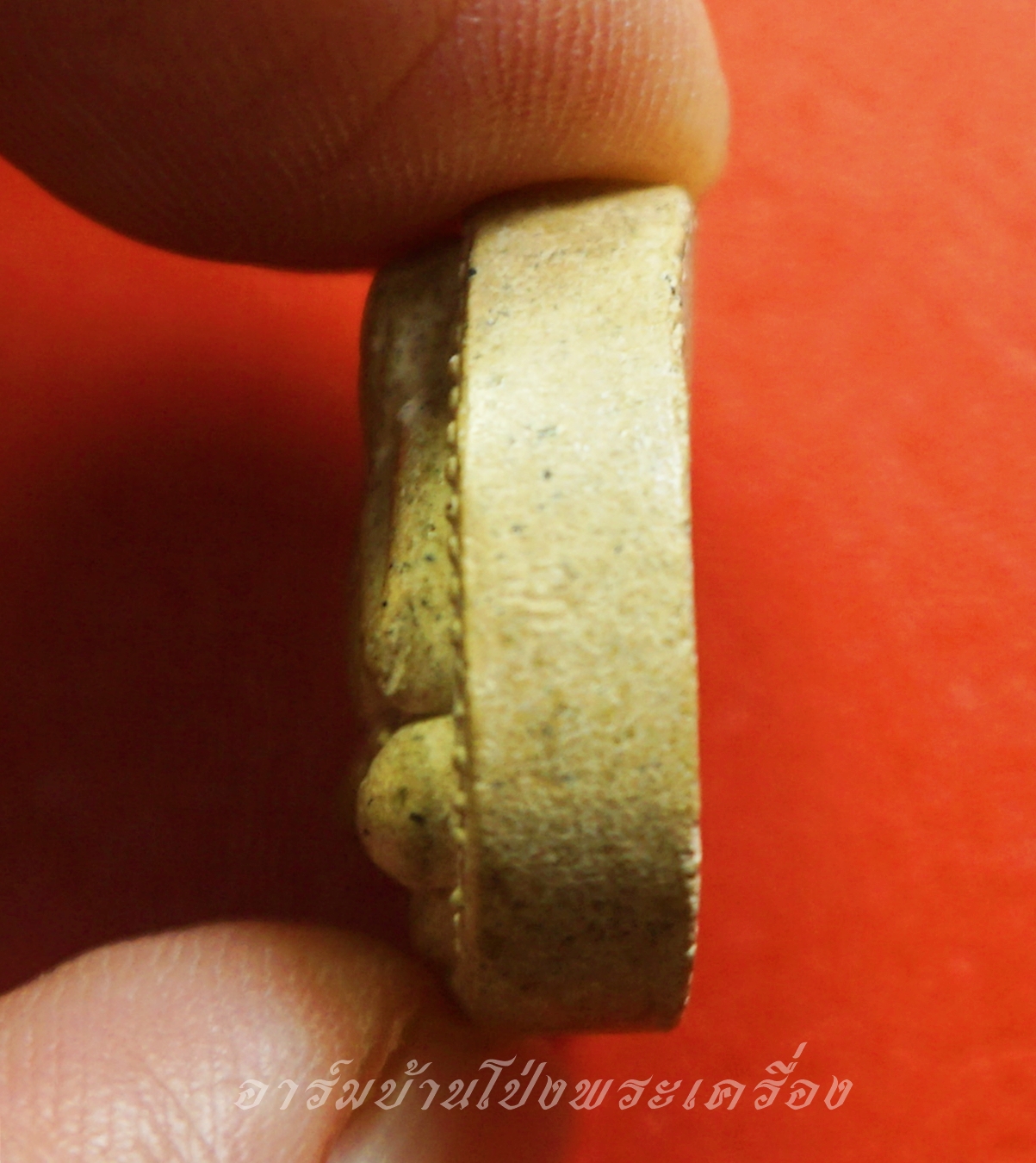 หลวงปู่มหาปิ่น ชลิโต วัดป่าพระธาตุเขาน้อย ปิดตา(องค์ที่1)