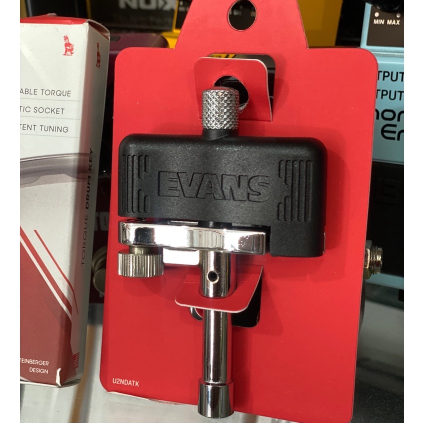 กุุญแจกลอง EVANS Torque Key ช่วยให้ทุกหลักตึงเท่ากัน จูนเสียงง่ายขึ้น มีแม่เหล็กช่วยยึด ช่วยให้ตั้งได้ง่าย