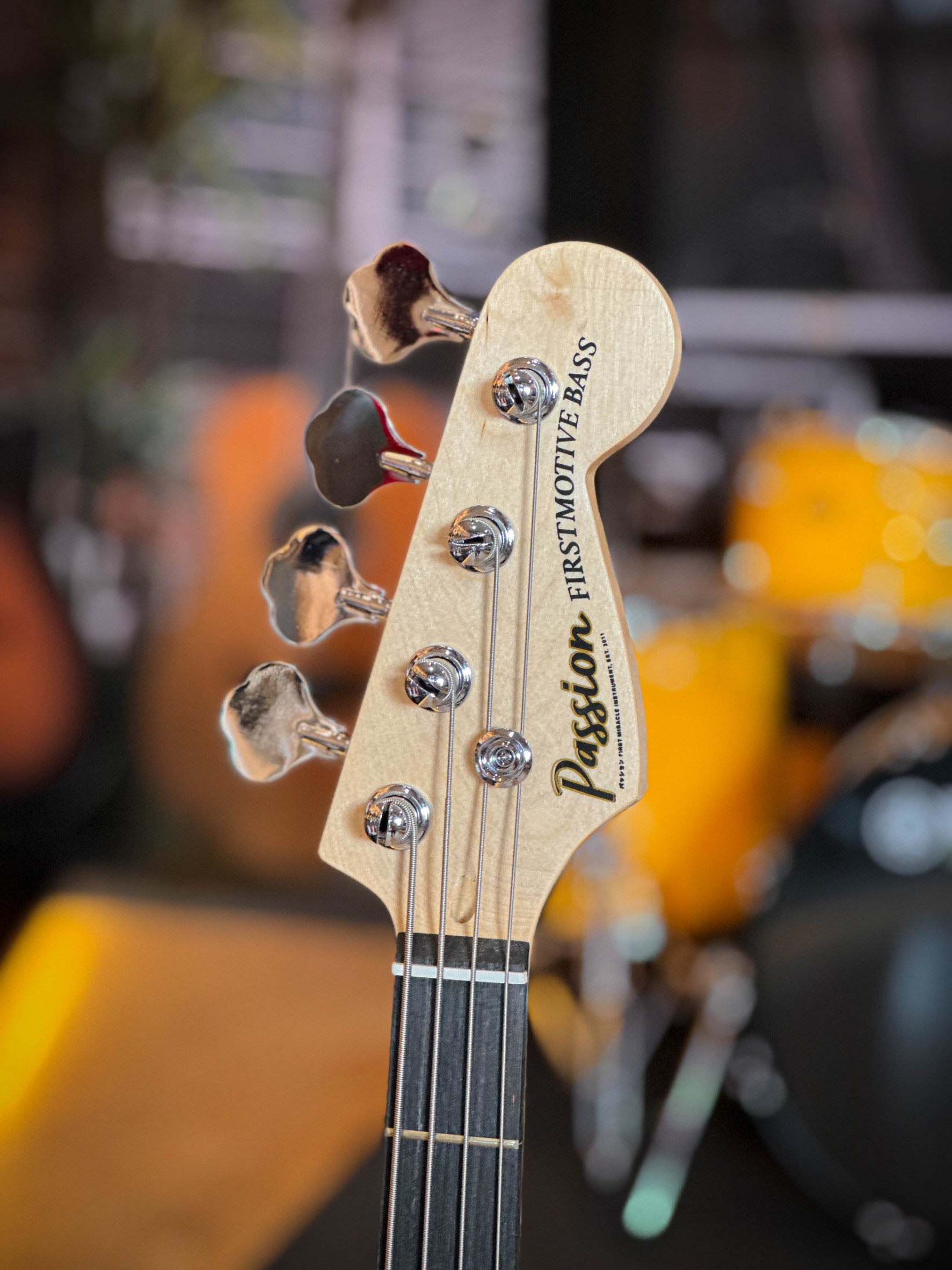 เบส Passion รุ่น BPS-PC4 เบสไฟฟ้า 4 สาย Precision Bass ฟรี ปิ๊ก 2 อัน ประแจ สายแจ็ค