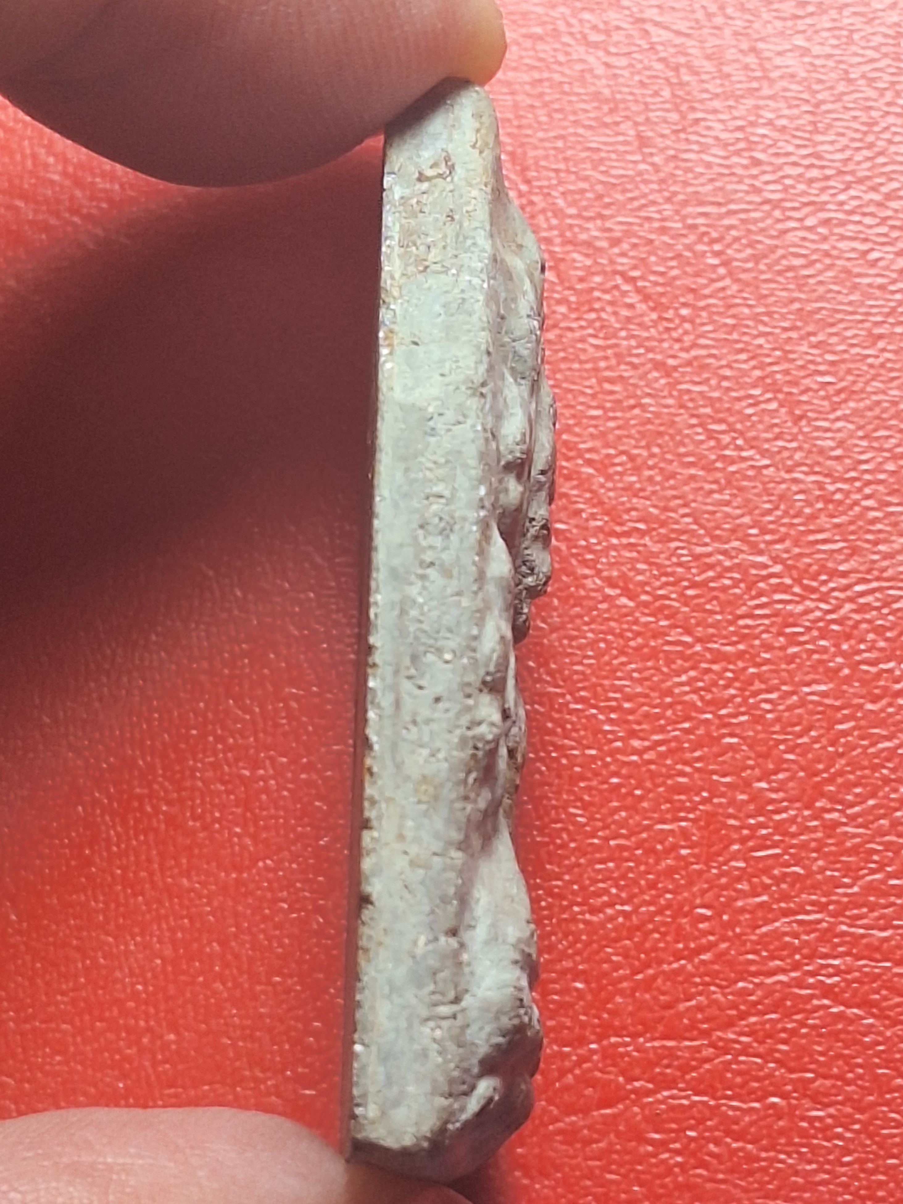 หลวงพ่อแทน วัดธรรมเสน ขุนแผนหน้ายักษ์ ปี๒๕๐๖ เนื้อผงสีเทา(องค์ที่7)