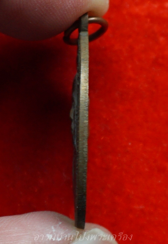 หลวงพ่อปล้อง วัดหลุมดิน ปี๒๕๑๘ เนื้อทองแดงผิวไฟ(องค์ที่6)