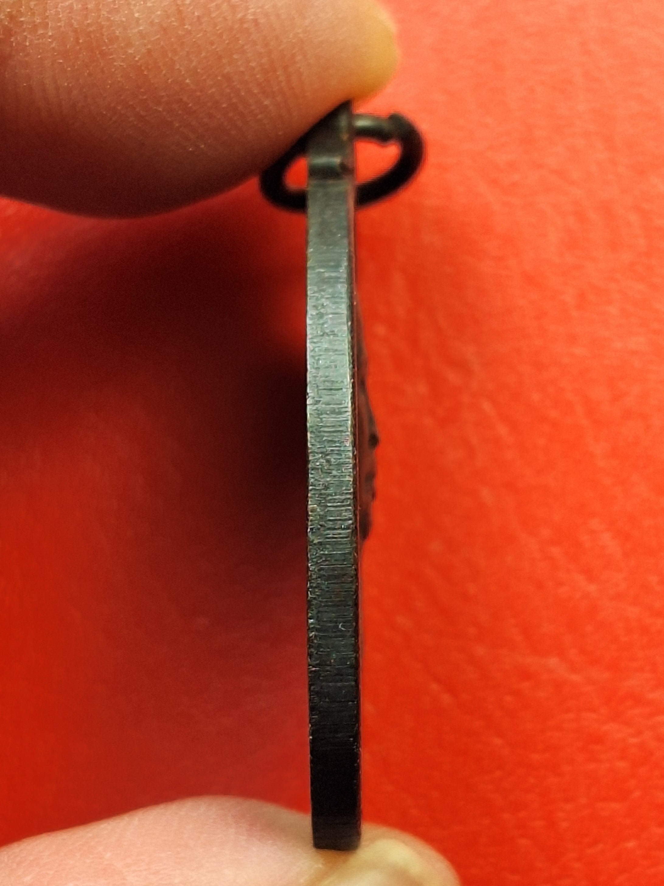 หลวงพ่อยะ วัดท่าข้าม รุ่นแรก ปี๒๕๓๐ เหรียญรูปไข่ พิมพ์เล็ก เนื้อทองแดง(องค์ที่2)