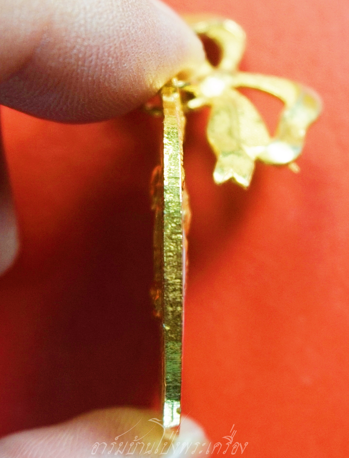 หลวงปู่มหาปิ่น ชลิโต วัดป่าพระธาตุเขาน้อย ปี๒๕๑๘ เนื้อกะไหล่ทองลงยา(องค์ที่2)