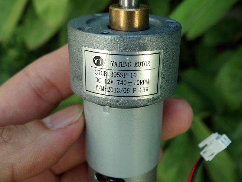 มอเตอร์เกียร์ dc 12v 740rpm (เหมาะสำหรับซูโม่ 1kg)