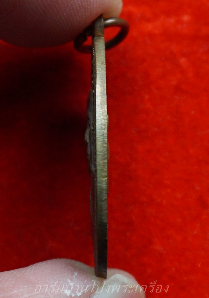 หลวงพ่อปล้อง วัดหลุมดิน ปี๒๕๑๘ เนื้อทองแดงผิวไฟ(องค์ที่4)