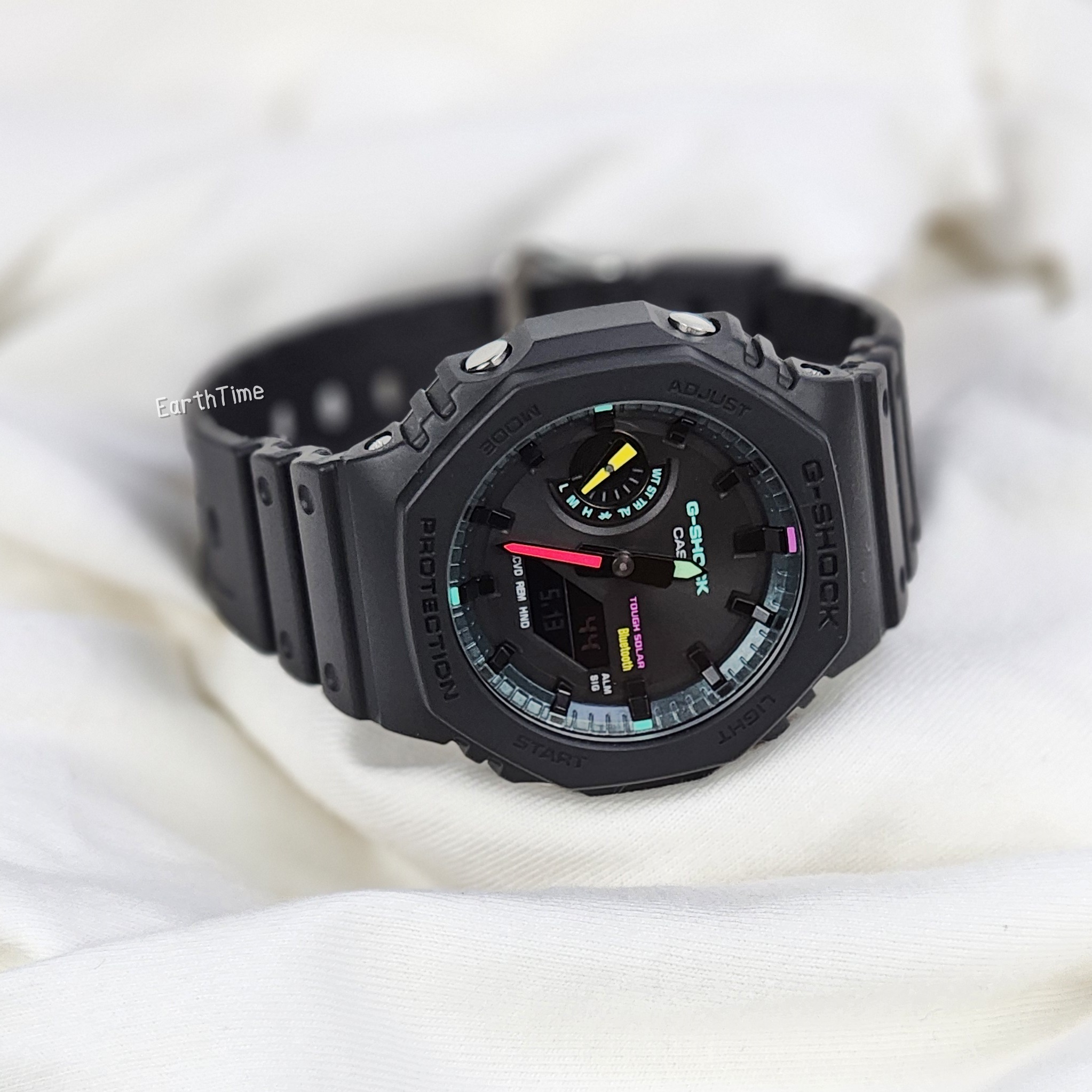 GA-B2100MF-1A l G-Shock Multi-Fluorescent Accents Series l G-SHOCK