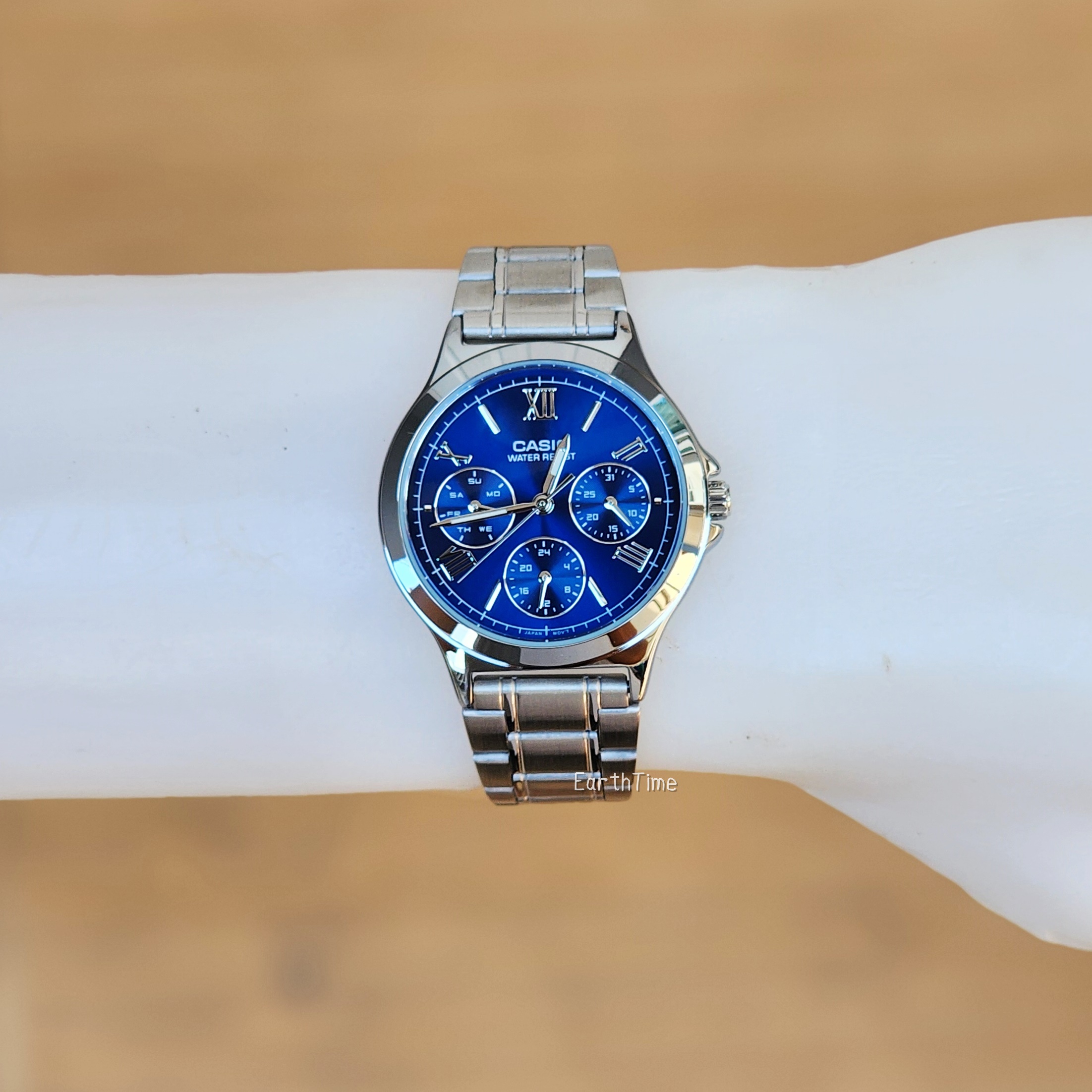 CASIO WOMEN STANDARD รุ่น LTP-V300D-2A2