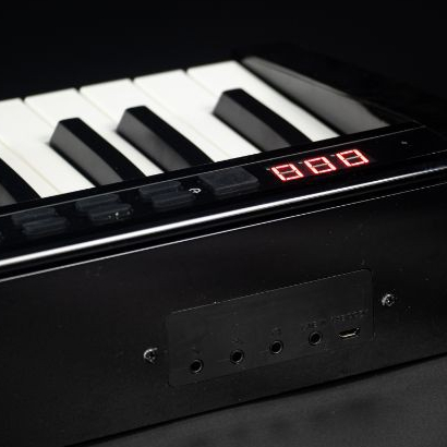 เปียโนไฟฟ้า 88 คีย์ Pastel PL-88C มาพร้อมฟังก์ชั่น Bluetooth มีเสียงให้ 129 โทน [🎯พร้อมของแถมสุดคุ้ม]