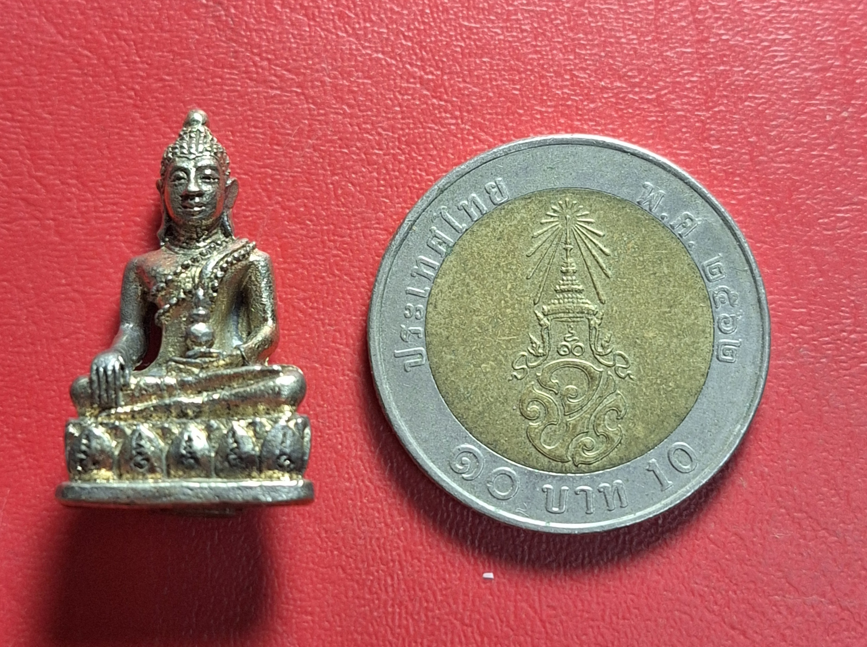 หลวงพ่อใหญ่ วัดหนองลี รูปหล่อ เนื้ออัลปาก้า(องค์ที่1)