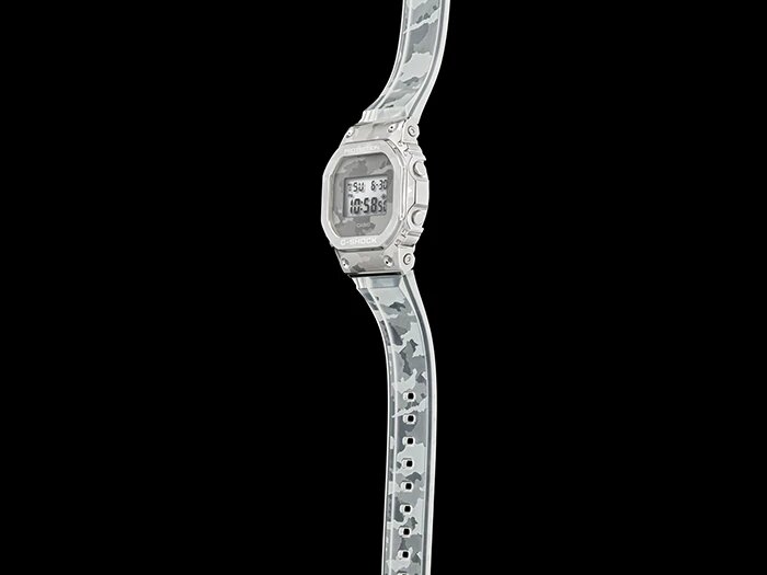 G-Shock GM-5600SCM-1 Metal-Covered Skeleton Camouflage Series ของใหม่แท้100%
