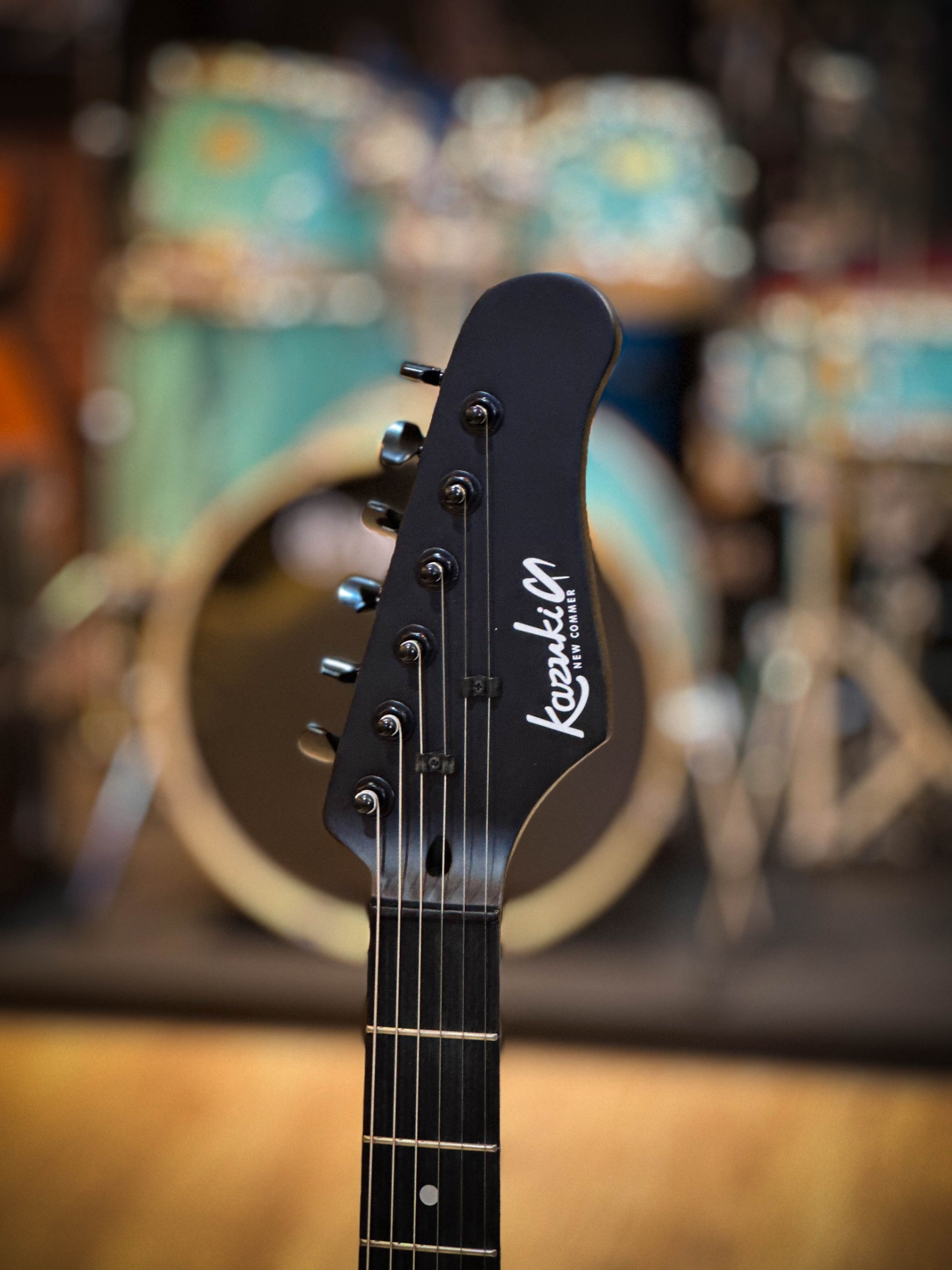 กีต้าร์ไฟฟ้า Kazuki รุ่น New comer ST ปิ๊กอัพ กีตาร์ไฟฟ้า HH ✅ พร้อมเซตของแถม