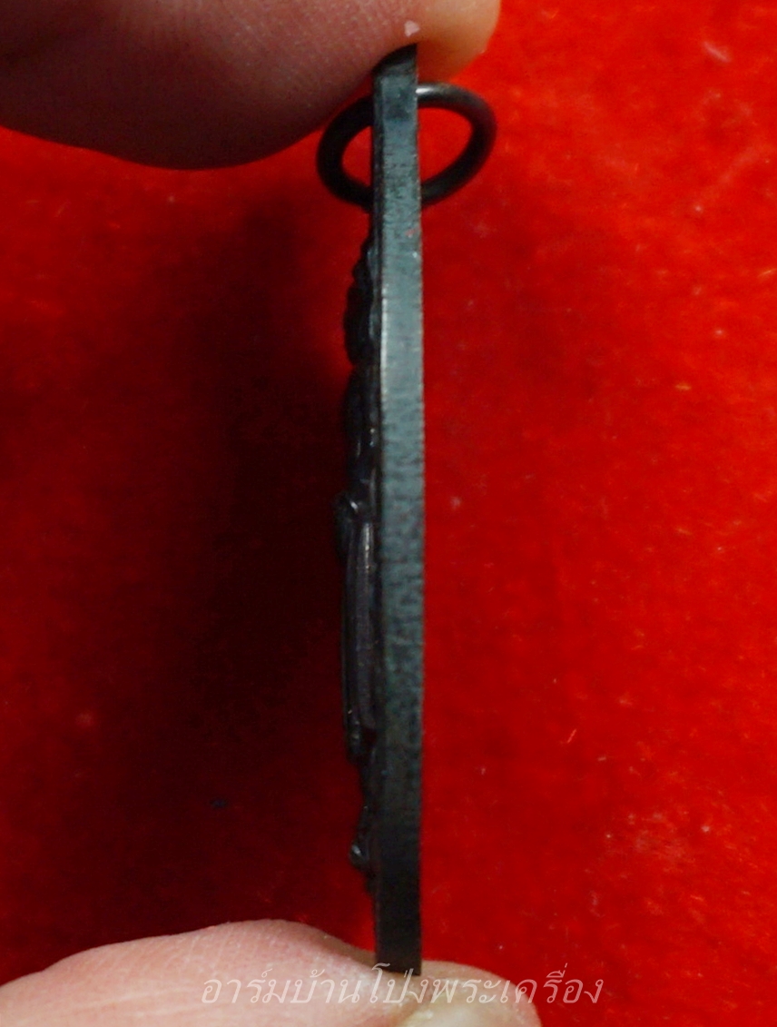 หลวงพ่อแก่นจันทร์ วัดช่องลม รุ่นแรก ปี๒๕๑๕ เนื้อทองแดงรมดำ เกศสั้น(องค์ที่4)