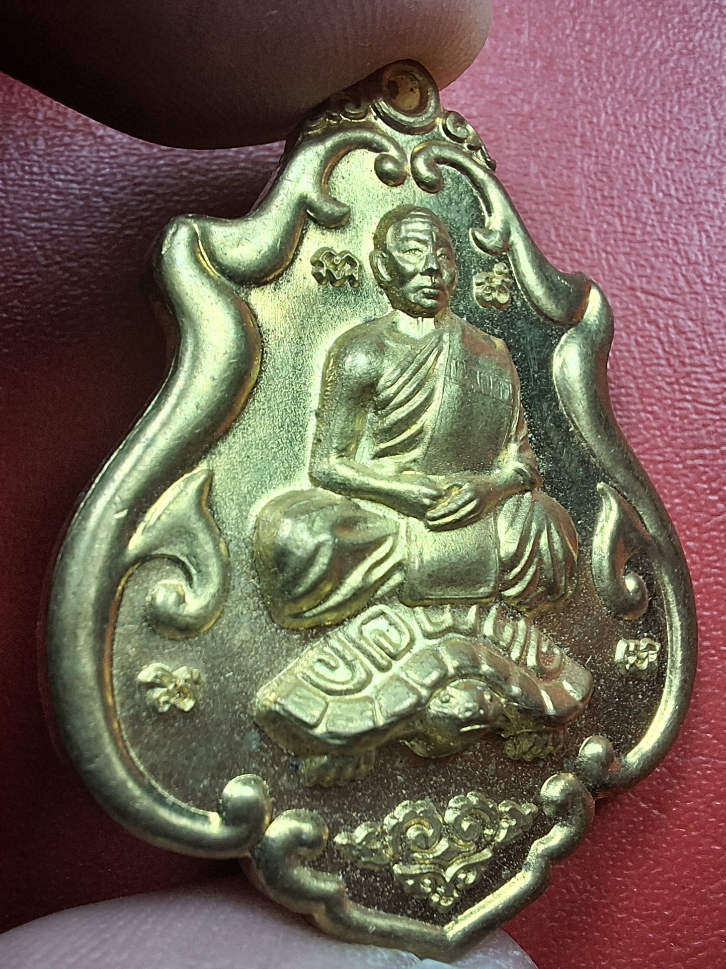 หลวงพ่อสาคร วัดหนองกรับ เหรียญโภคทรัพย์ ขี่เต่า แจกกรรมการ โค๊ตเลข๓๓๓ ปี๒๕๕๒ เนื้อฝาบาตร(องค์ที่1)