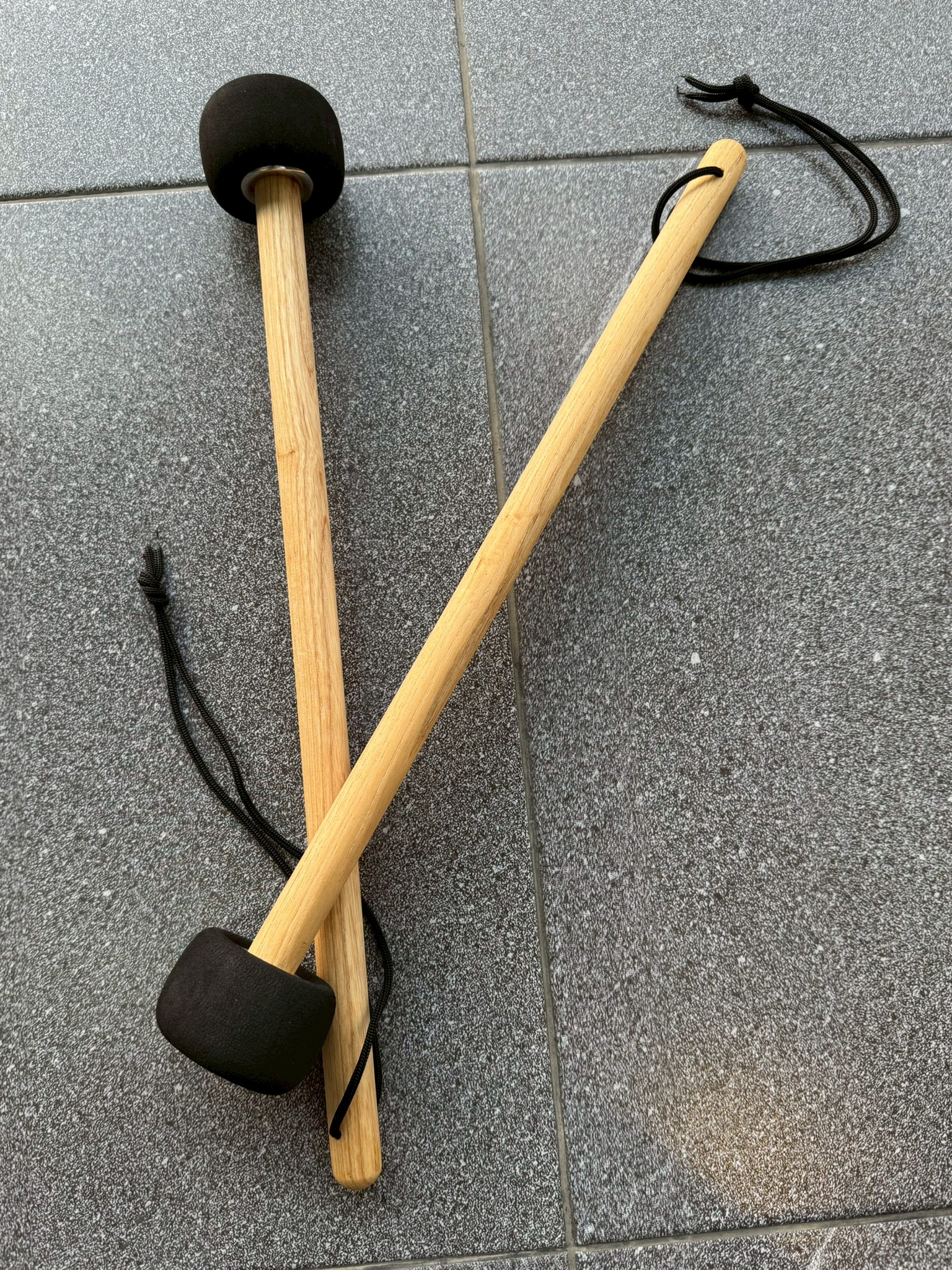 ไม้ตีกลองใหญ่ ด้ามหวาย ไม้กลอง ไม้ตีกลองใหญ่ ด้ามไม้ เดียว / คู่ คละหัวไม้