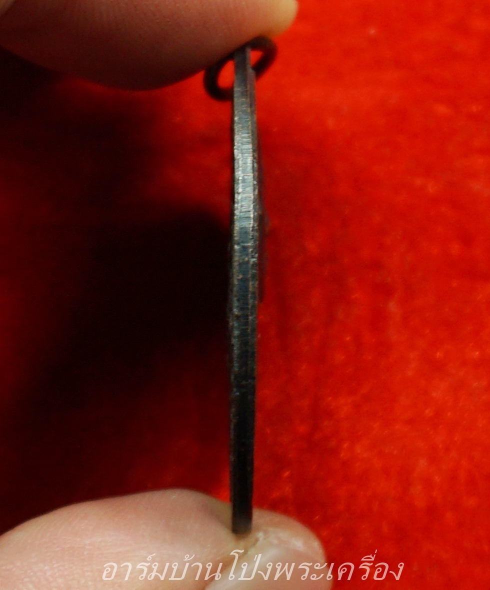 หลวงพ่อดัด อกฺโกธโน วัดทุ่งแหลม รุ่น๑ เสาร์ห้า ปี๒๕๓๖ อายุ๖๖ปี เนื้อทองแดงรมดำ(องค์ที่7)