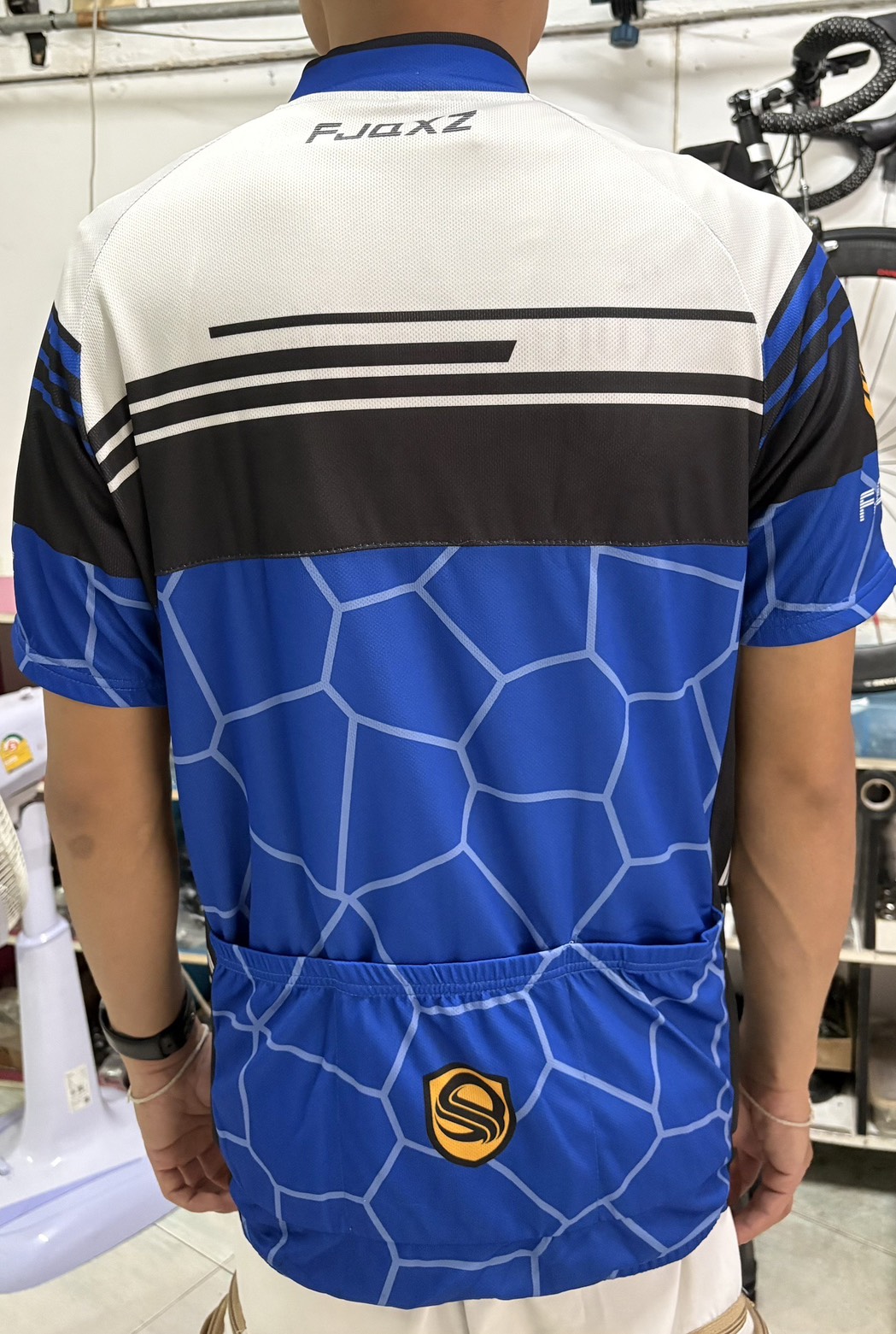 เสื้อปั่นจักรยาน Qixingba Size XL