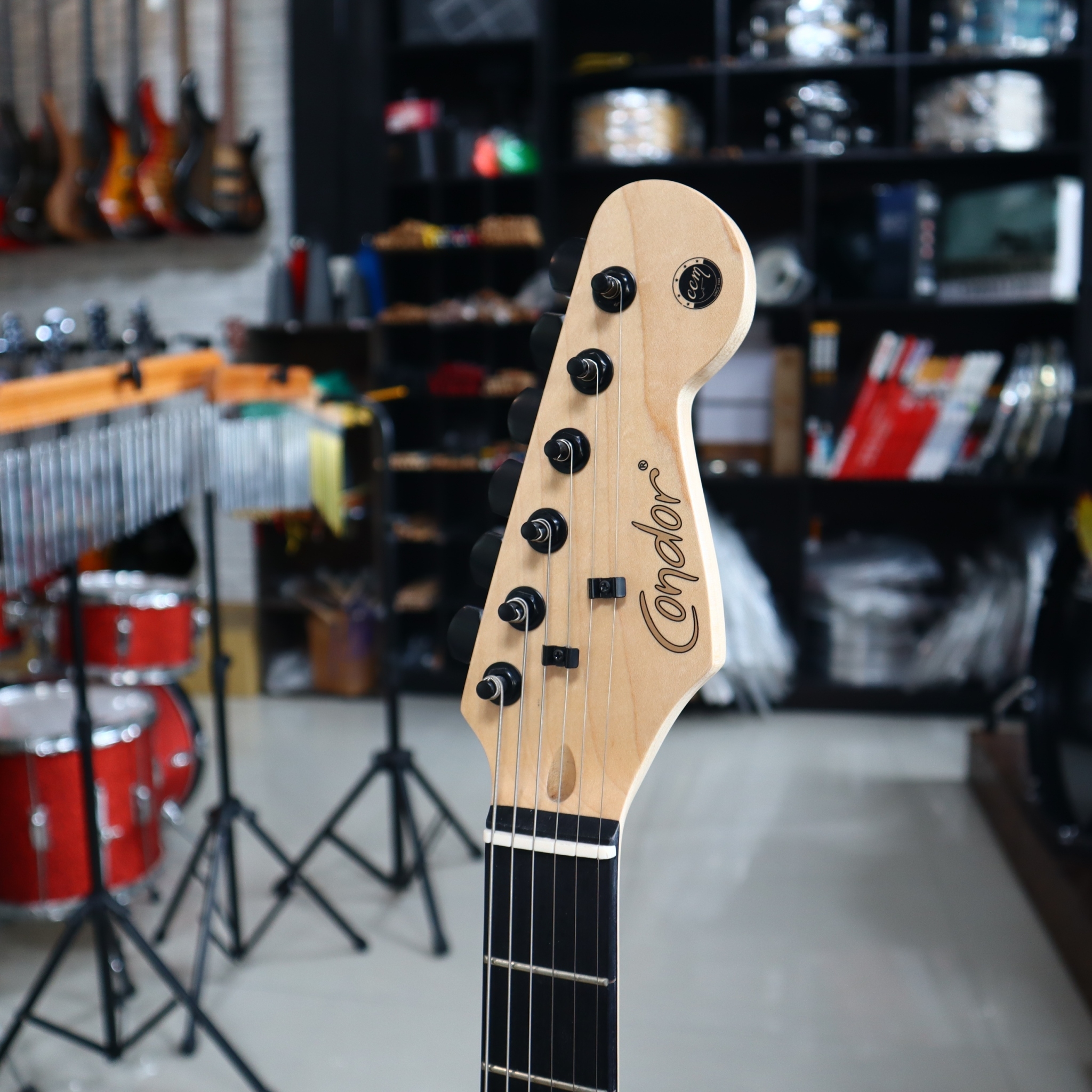 ✅(มีประกัน) Condor กีตาร์ไฟฟ้า CRX10 แบรนด์ Brazil กีต้าร์ไฟฟ้า ปิ๊กอัพ SSS จับคู่แอมป์ 10 W. พร้อมเสียงแตก