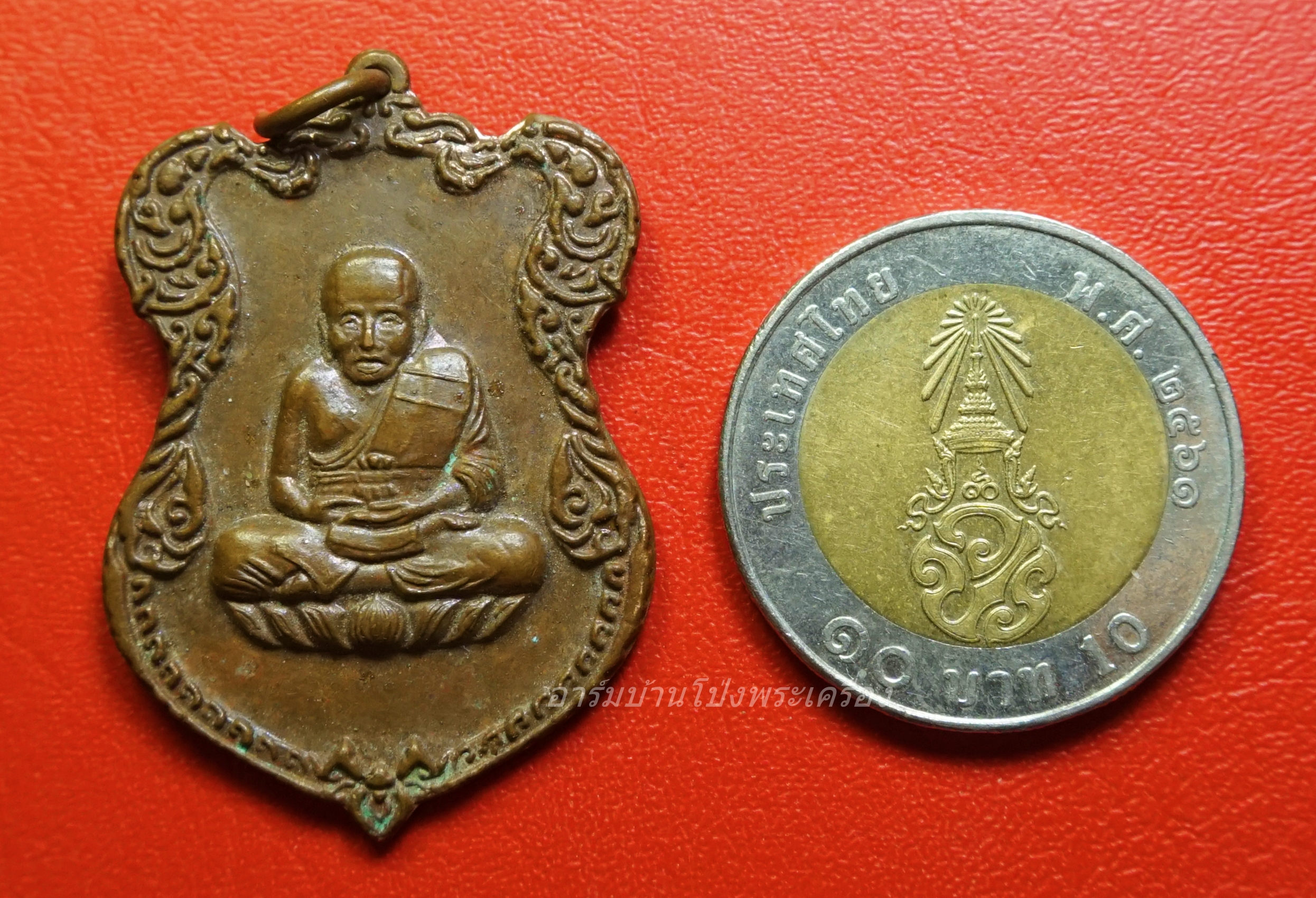 หลวงปู่ทวด วัดท่าเคย อ.สวนผึ้ง จ.ราชบุรี ที่ระลึกงานปิดทองฝังลูกนิมิต เนื้อทองแดงผิวไฟ(องค์ที่1)