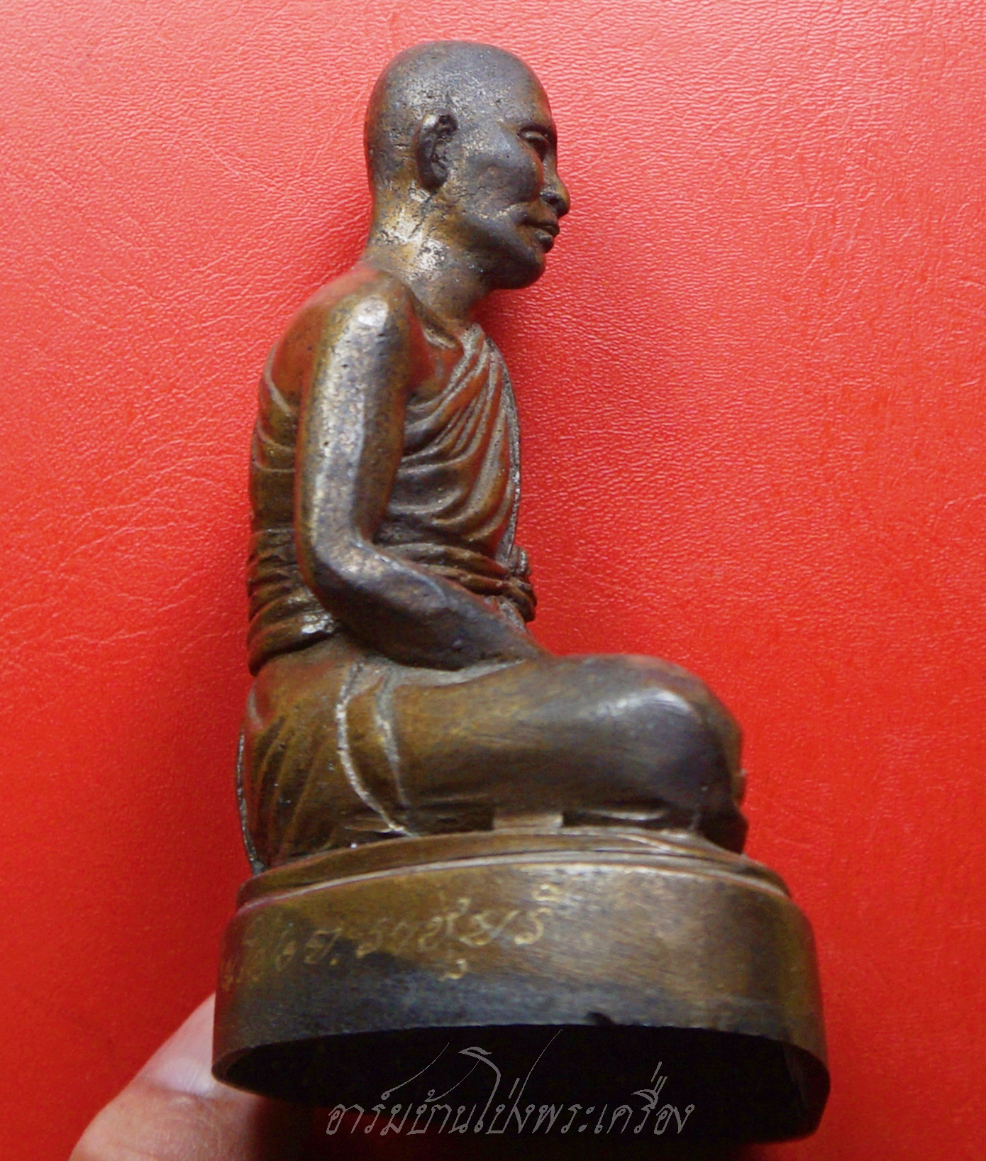 พระครูมูล วัดหนองปลาหมอ พระบูชา หน้าตัก 2 นิ้วครึ่ง สูง 4 นิ้ว(องค์ที่1)