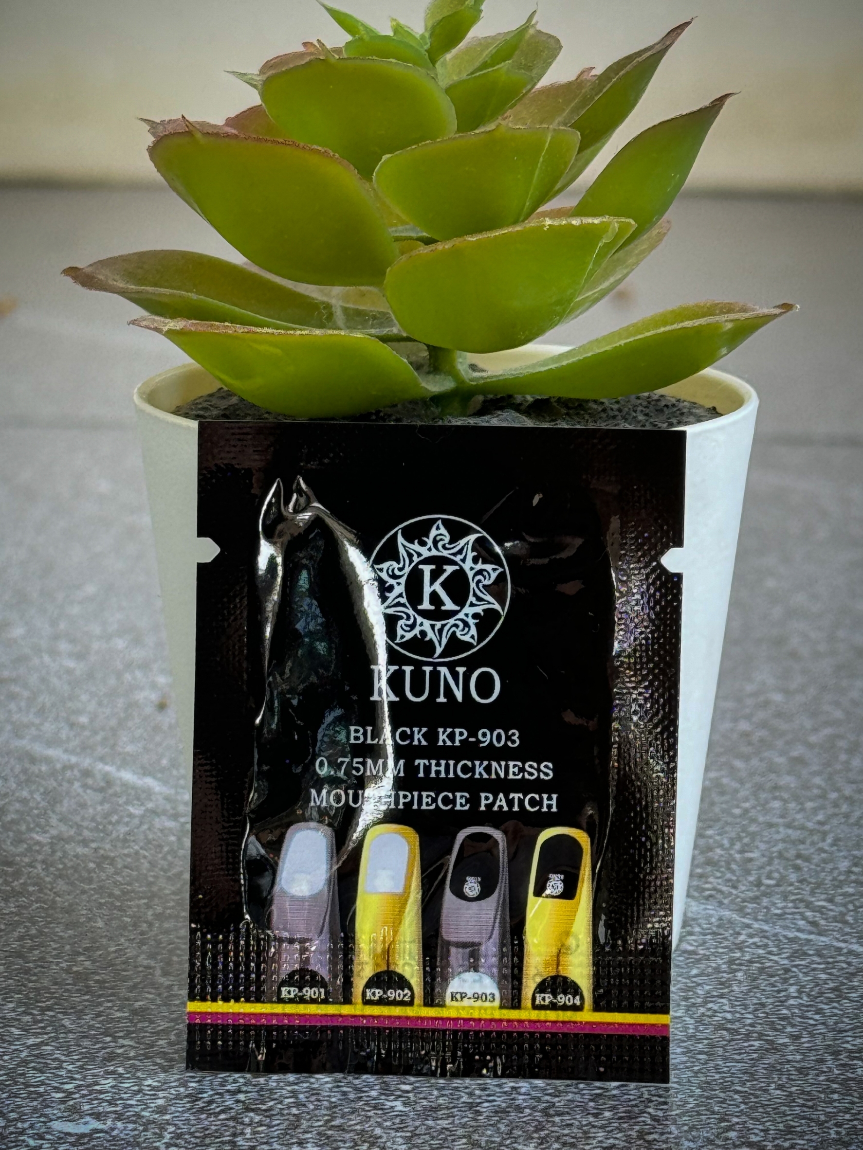 KUNO KP-903 ยางรองฟัน สำหรับวูดวิน Woodwind หนา 0.75MM /ซื้อแยก หรือ ยกแพ็ค