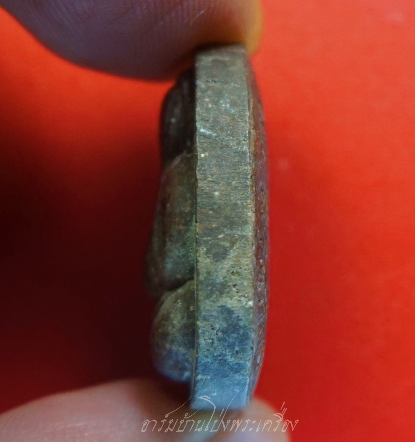 พระปิดตา ผงเหล็กไหล รุ่นแรก หลวงพ่อสัมฤทธิ์ วัดถ้ำแฝด จ.กาญจนบุรี ปี๒๕๓๙ เนื้อผงสีน้ำตาล(องค์ที่1)