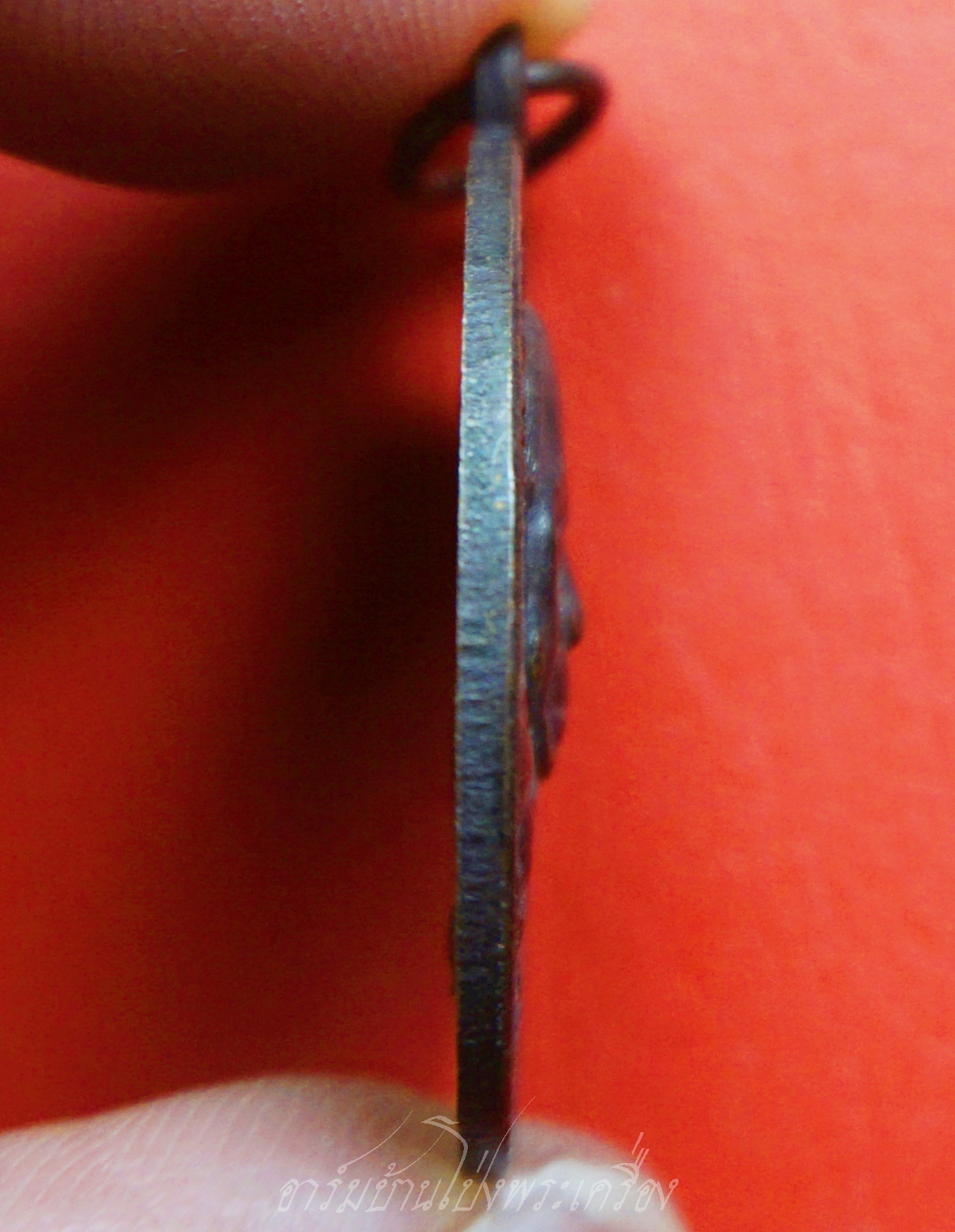 พระครูใบฎีกาพยากรณ์(ท้วม) วัดแสนสุข จ.ชลบุรี รุ่นปักกรดไม่ถอน เนื้อทองแดงรมดำ(องค์ที่8)