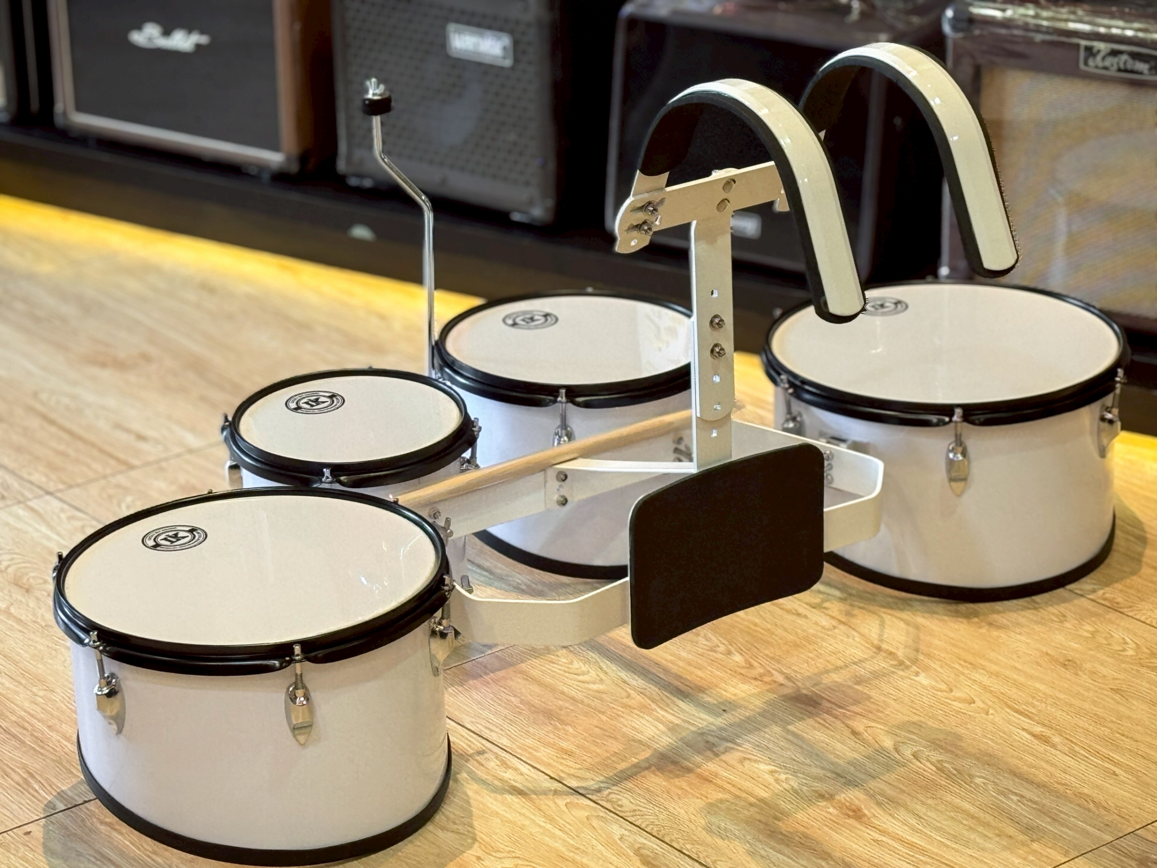 LK กลองควอททอม 4 ใบ พร้อมก้านฉาบ ขาแขวนอย่างดี ฟรี ไม้กลอง / ประแจกลอง