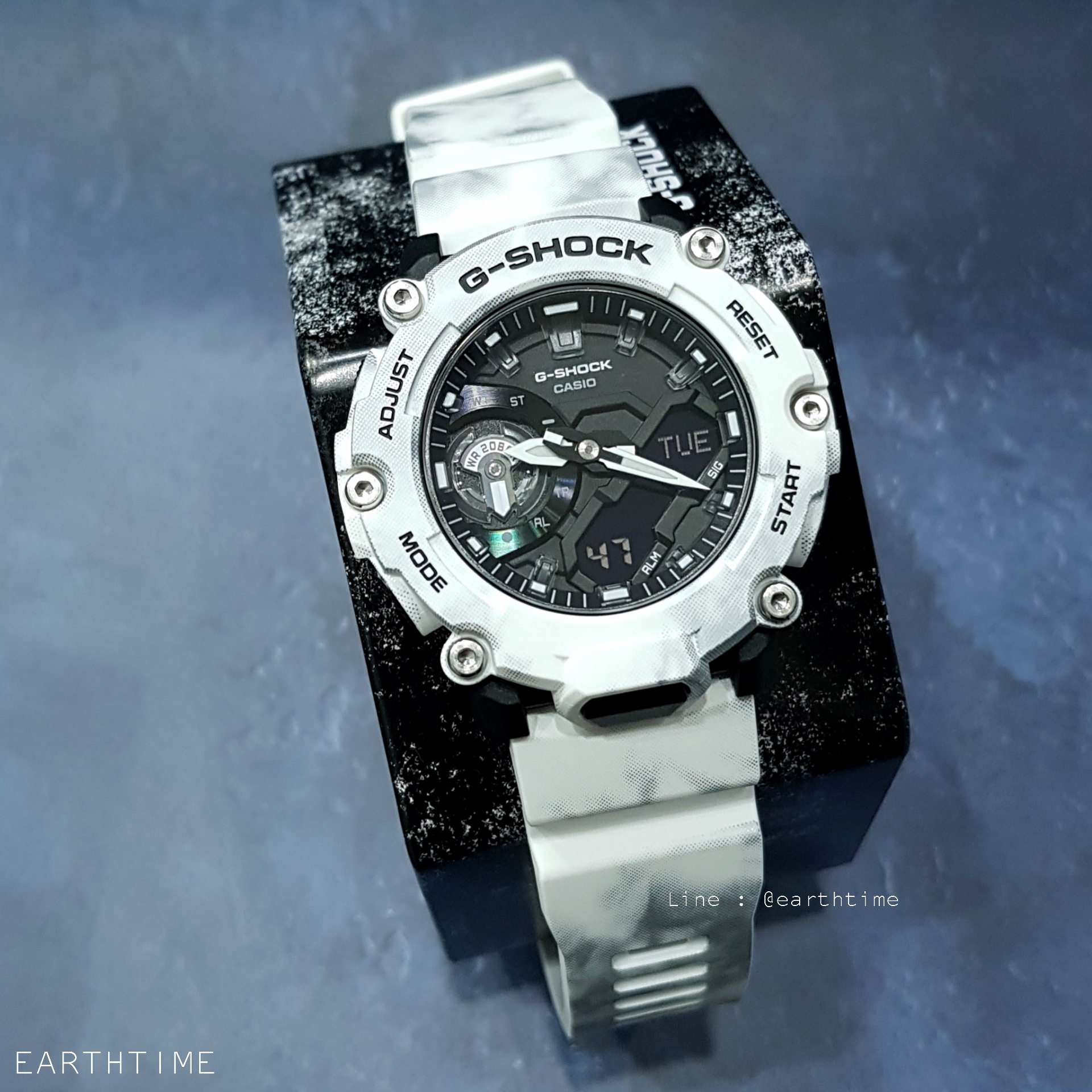 G-Shock GA-2200GC-7A l Grunge Snow Camo Series l ของใหม่แท้100%
