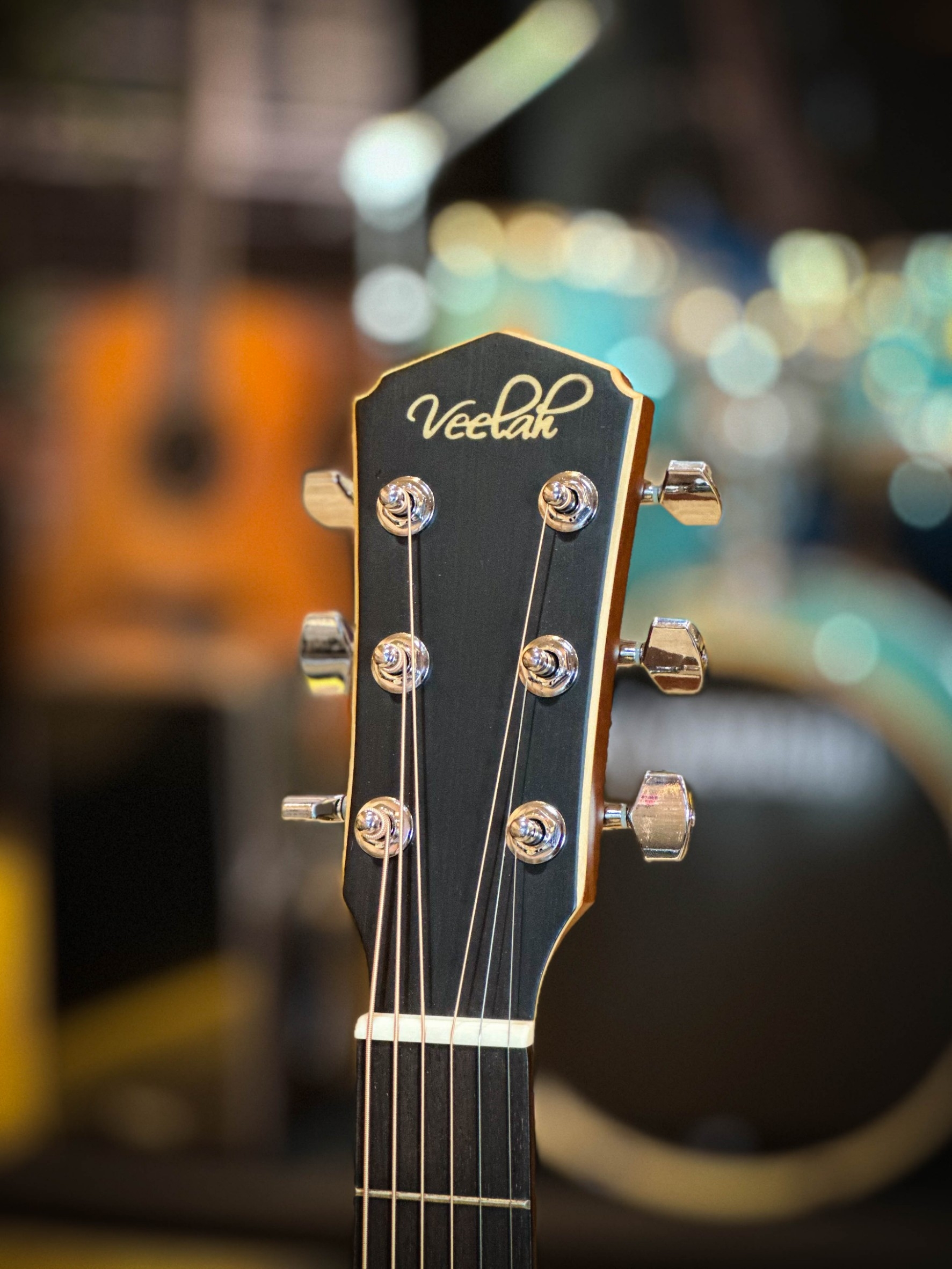 กีต้าร์โปร่งไฟฟ้า Veelah รุ่น V1-DCE ไม้หน้าแท้ ขนาด 41 นิ้ว ฟรี กระเป๋าซอฟเคสหนาของแท้ + ปิ๊กกีต้าร์ 2 อัน