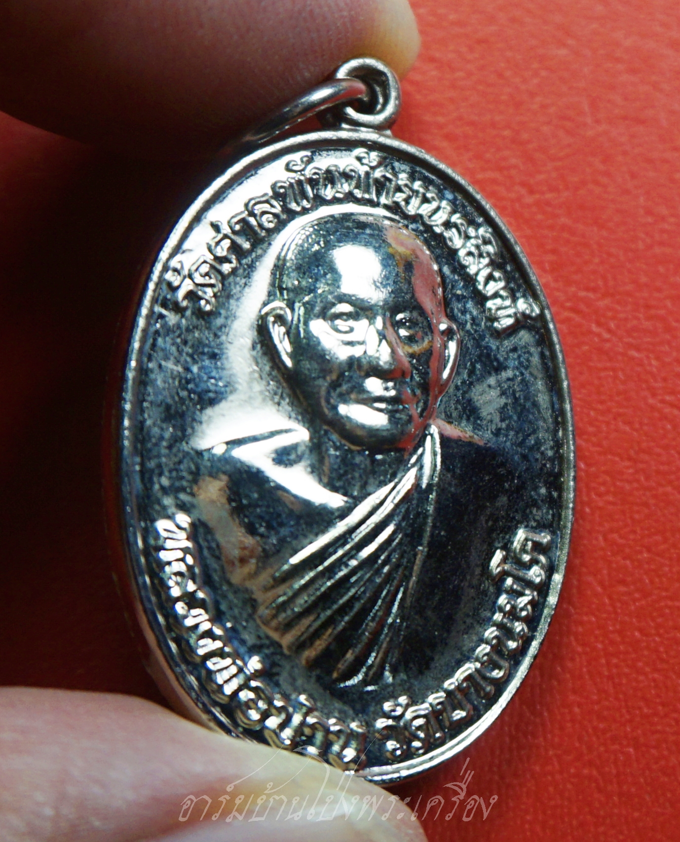 หลวงพ่อปาน วัดบางนมโค ออกวัดศาลพันท้ายนรสิงห์ หลังท้าวเวสสุวรรณ ปี๒๕๕๖ เนื้อกะไหล่เงิน(องค์ที่3)