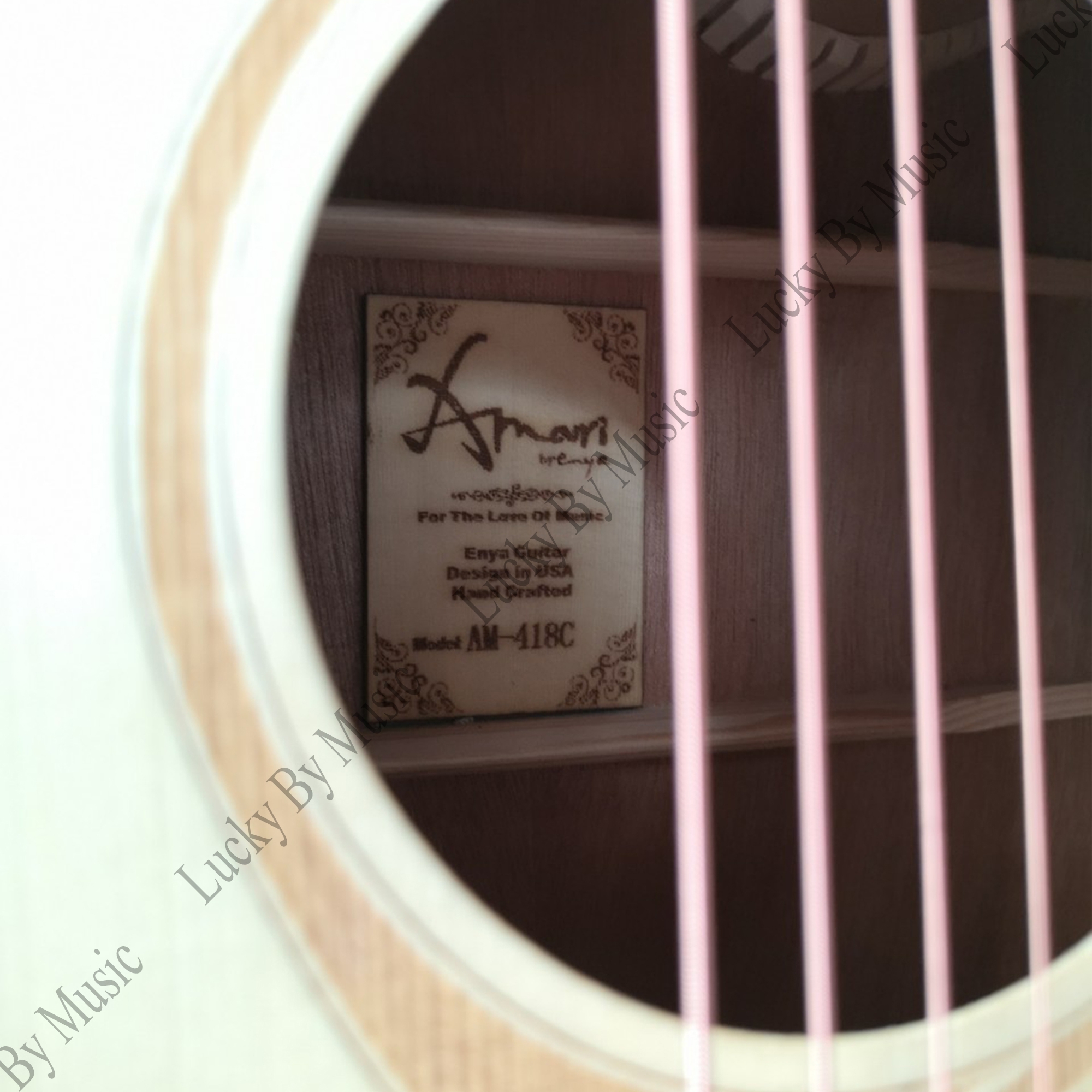 Amari By Enya AM-418C กีตาร์โปร่ง41 นิ้วคอเว้า สีไม้ พร้อม กระเป๋า