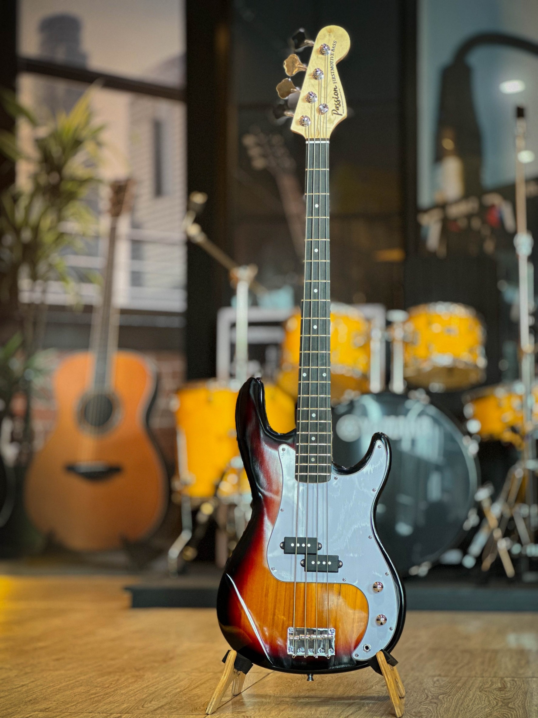 เบส Passion รุ่น BPS-PC4 เบสไฟฟ้า 4 สาย Precision Bass ฟรี ปิ๊ก 2 อัน ประแจ สายแจ็ค