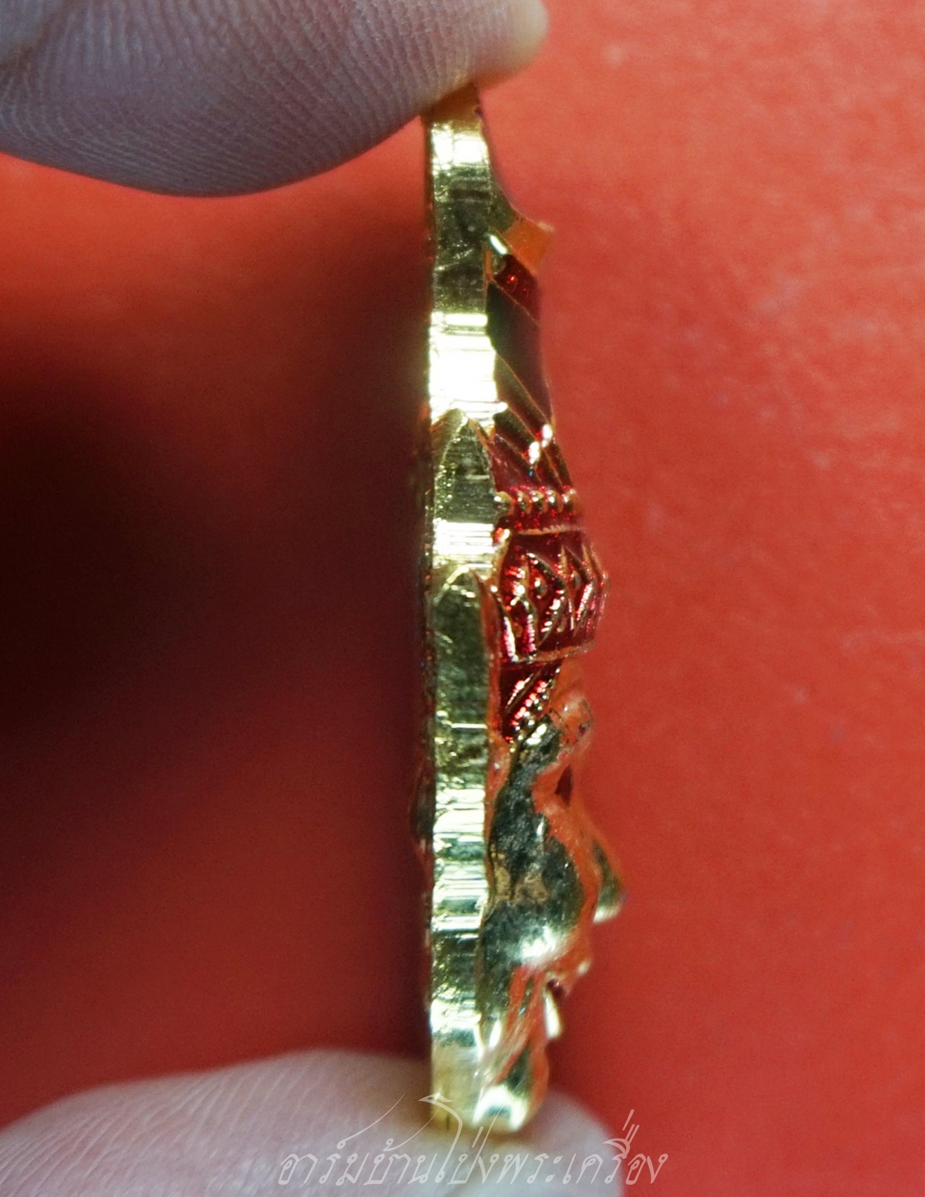 หลวงปู่แผ้ว วัดหนองพงนก เศียรพ่อแก่ กะไหล่ทองลงยา พิธีมหาจักรพรรดิ์ตราธิราช๑๐๘คณาจารย์(องค์ที่5)