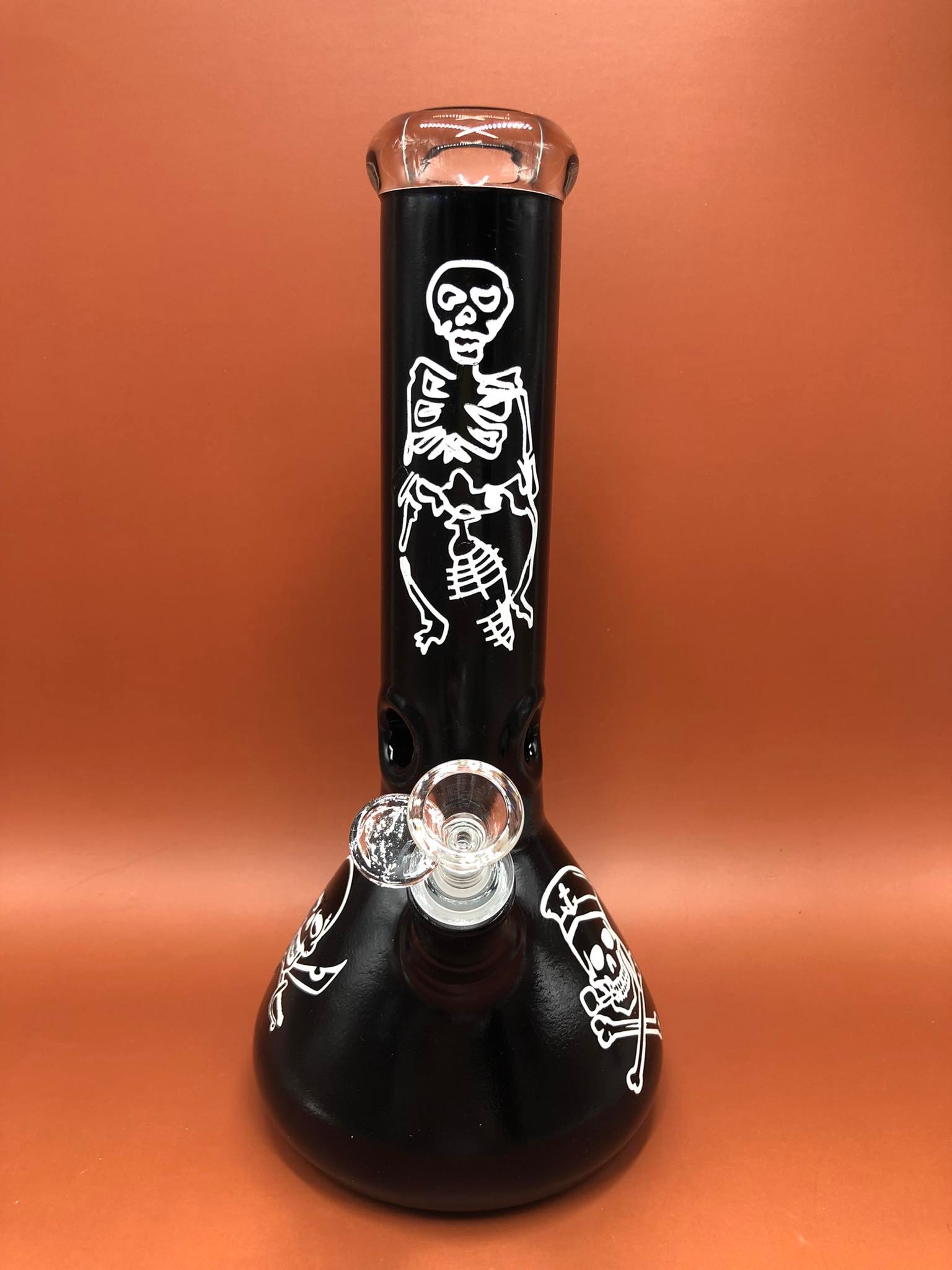 Pirate Glass Bong (Black body)